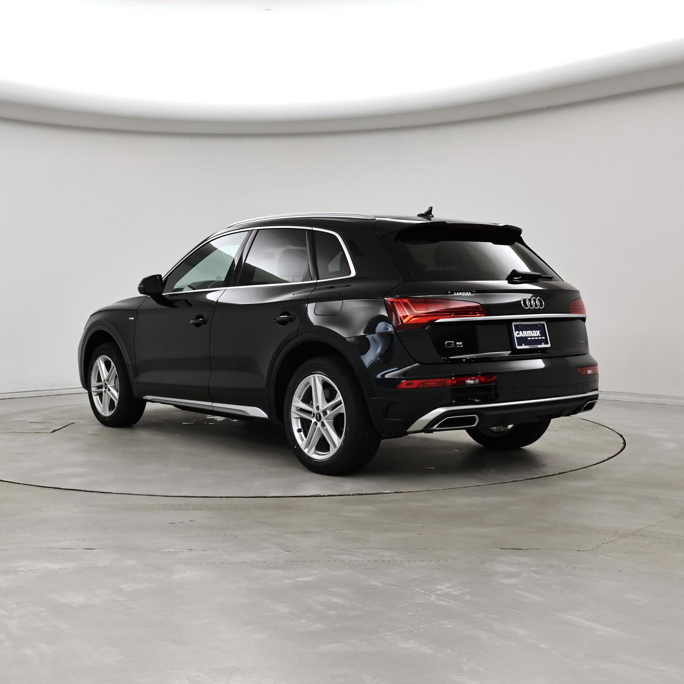 Thumbnail: 2022 Audi Q5 - 2