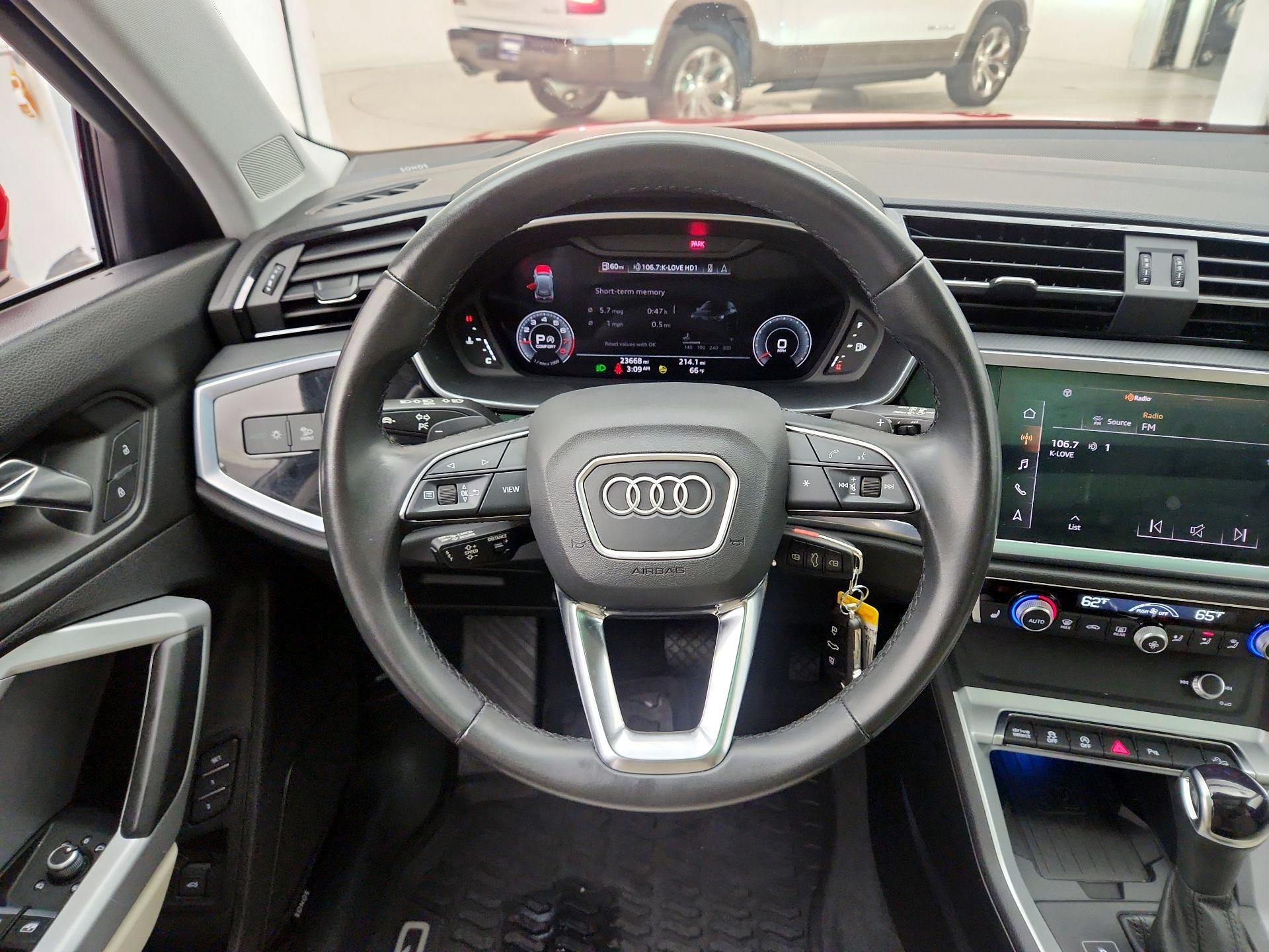 Thumbnail: 2022 Audi Q3 - 10