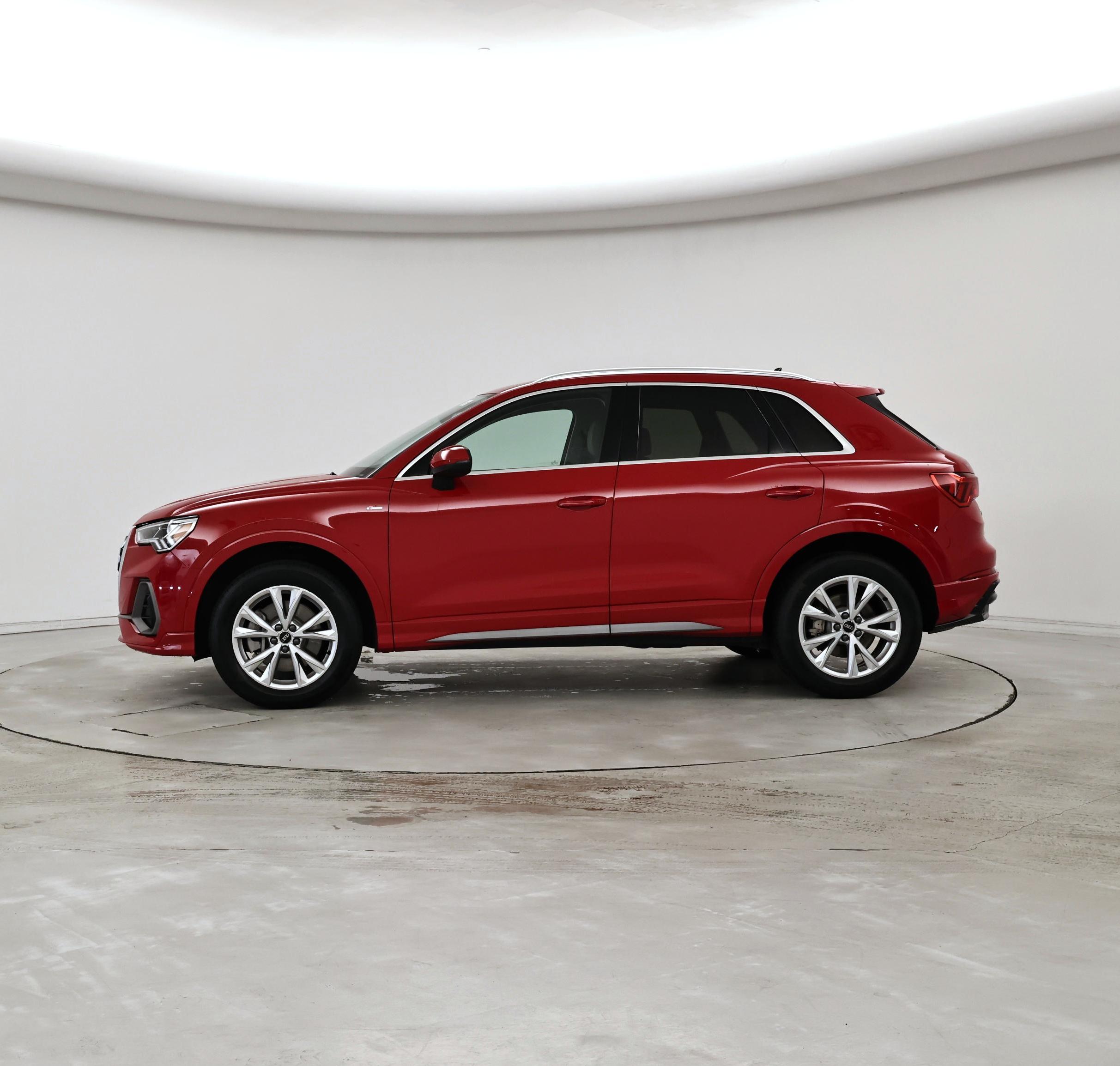 Thumbnail: 2022 Audi Q3 - 3