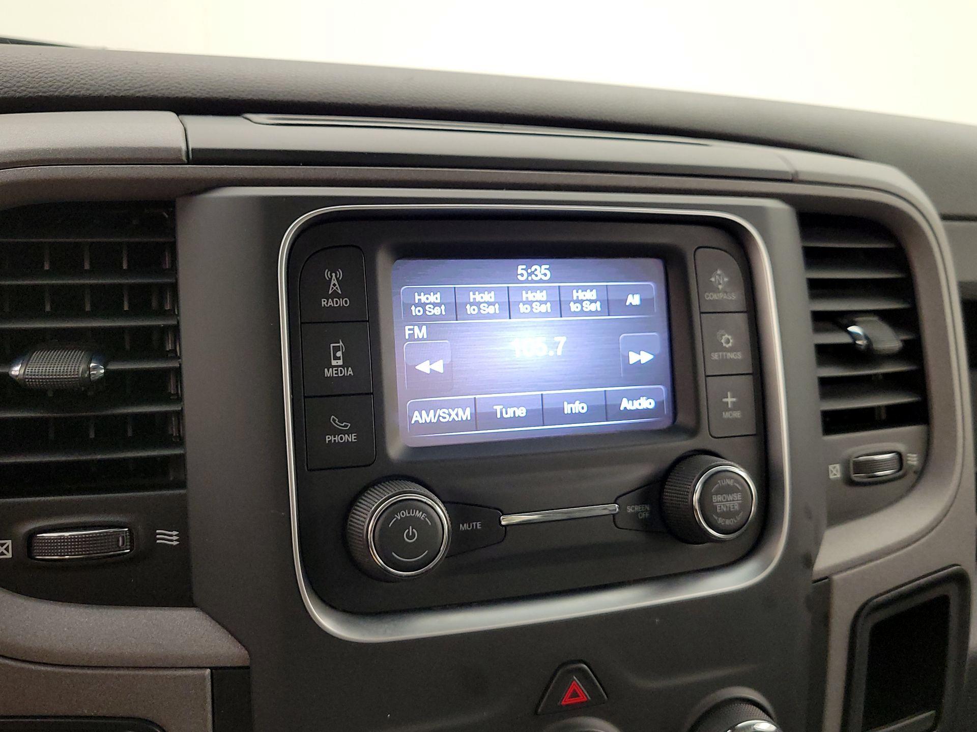 Thumbnail: 2021 RAM 1500 Classic - 15