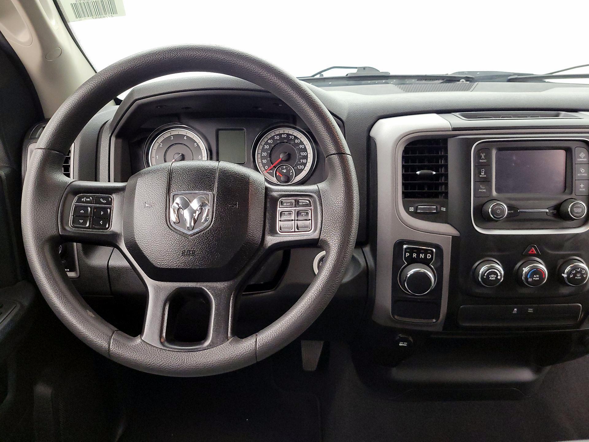 Thumbnail: 2022 RAM 1500 Classic - 10