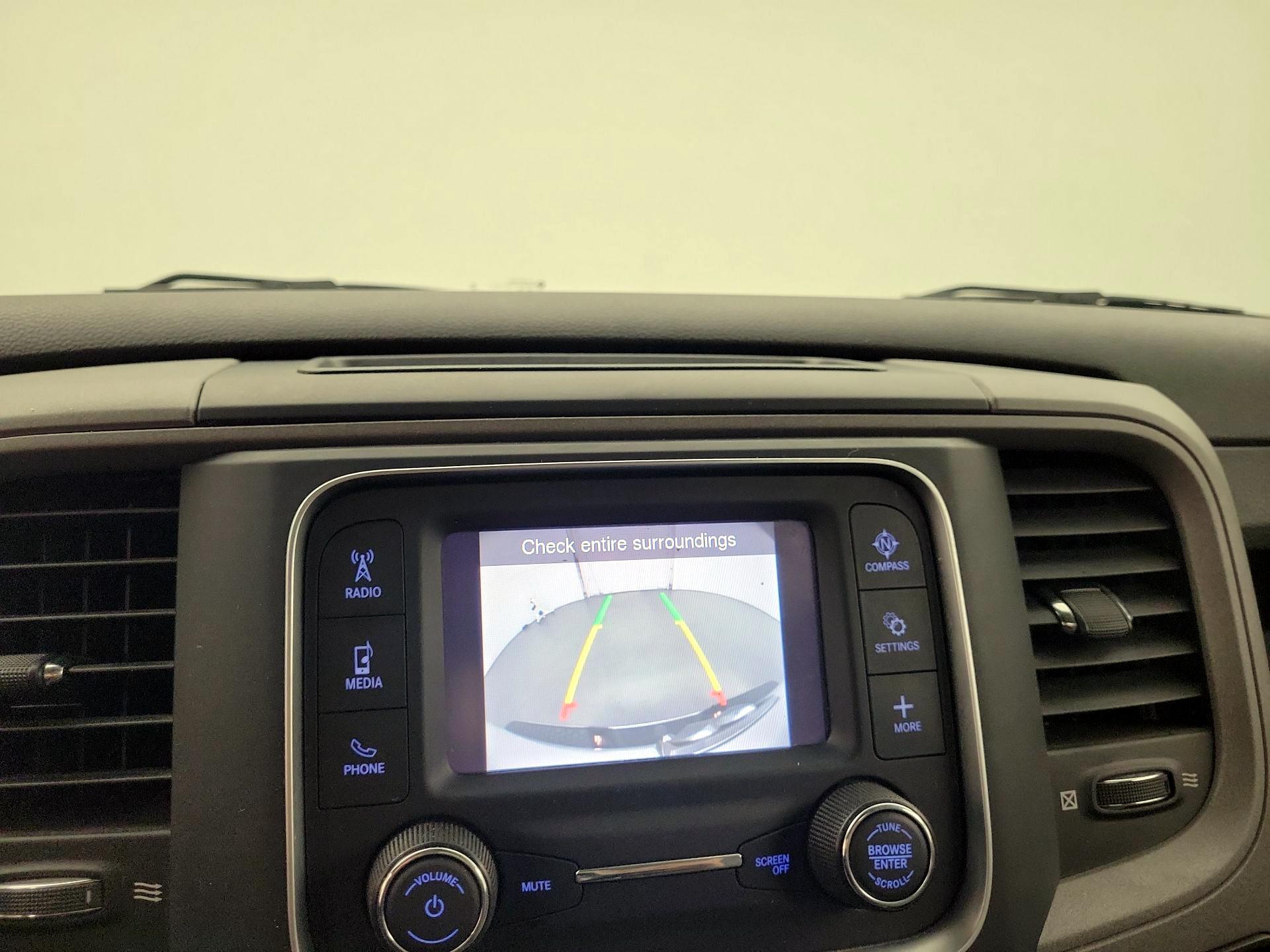 Thumbnail: 2021 RAM 1500 Classic - 14