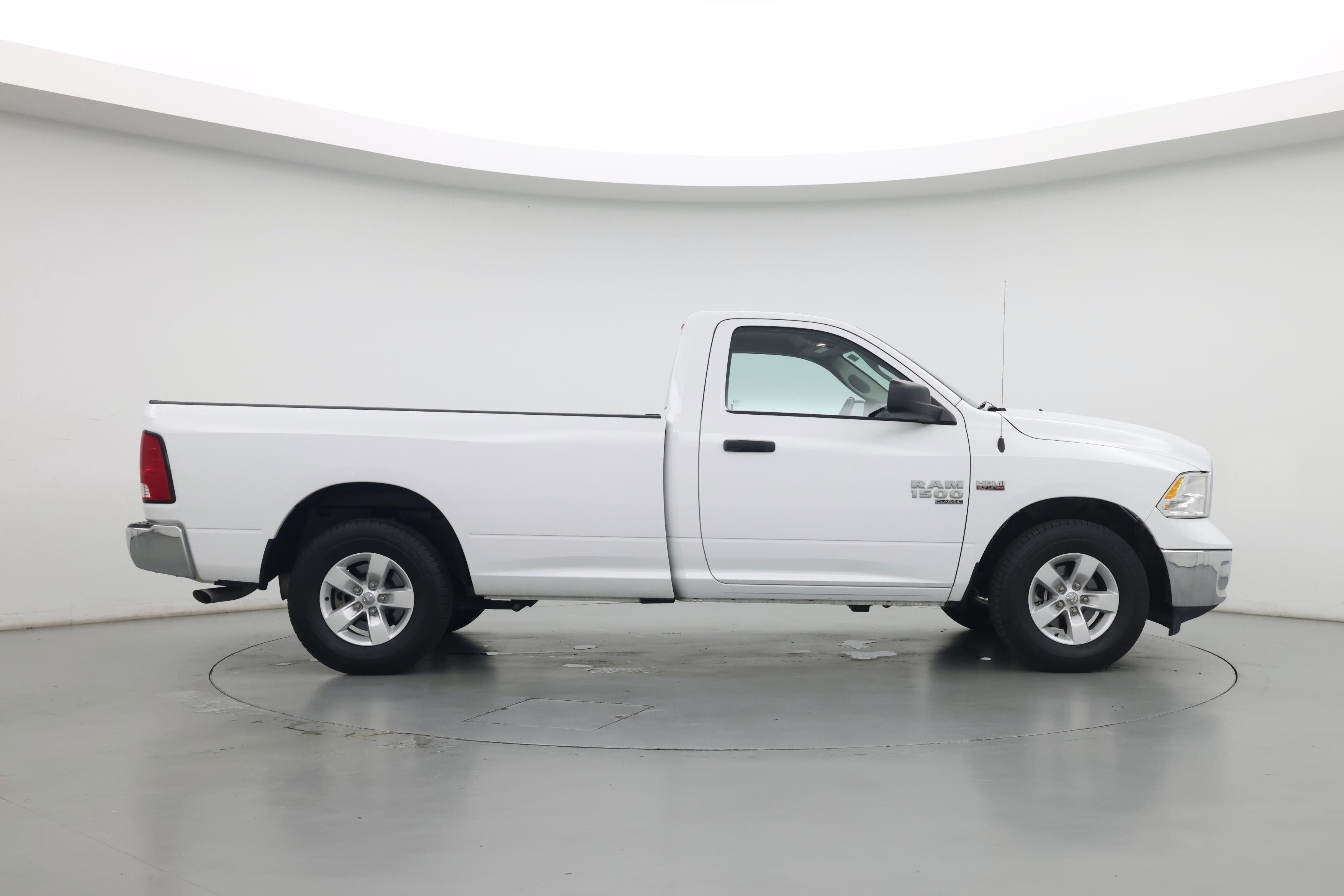 Thumbnail: 2021 RAM 1500 Classic - 7