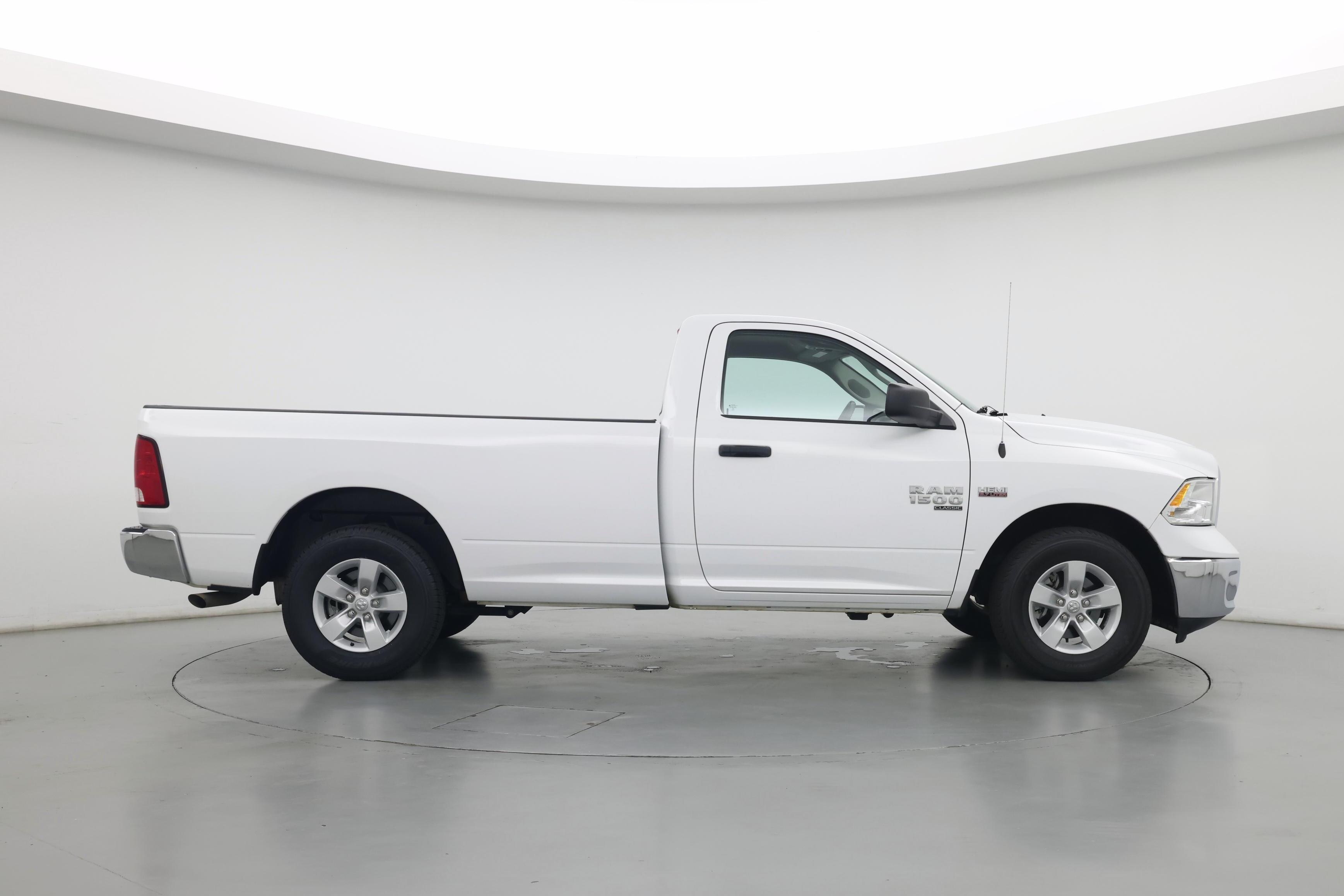 Thumbnail: 2020 RAM 1500 Classic - 7