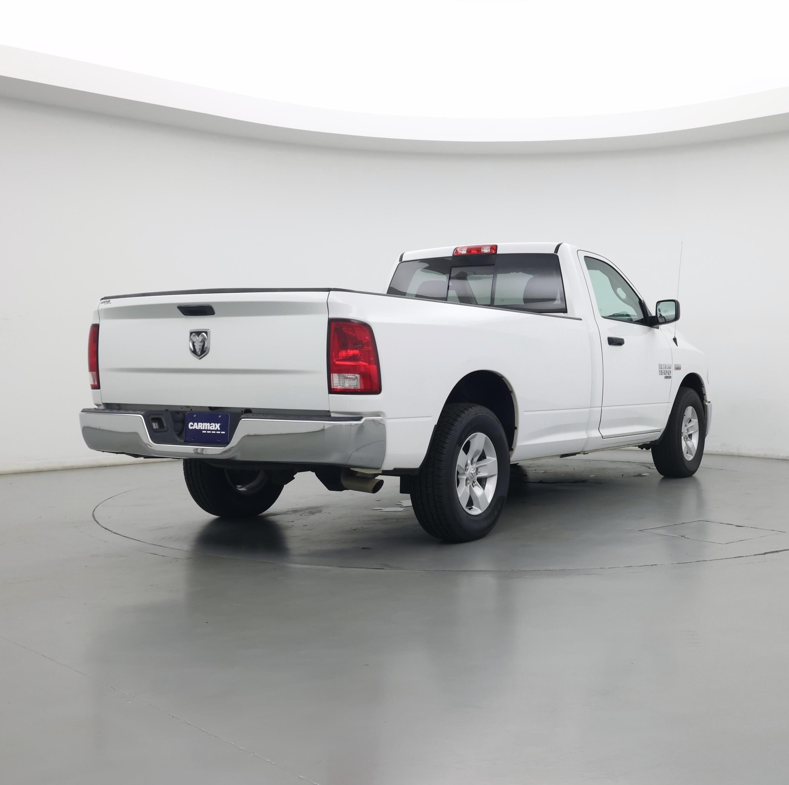 Thumbnail: 2020 RAM 1500 Classic - 8