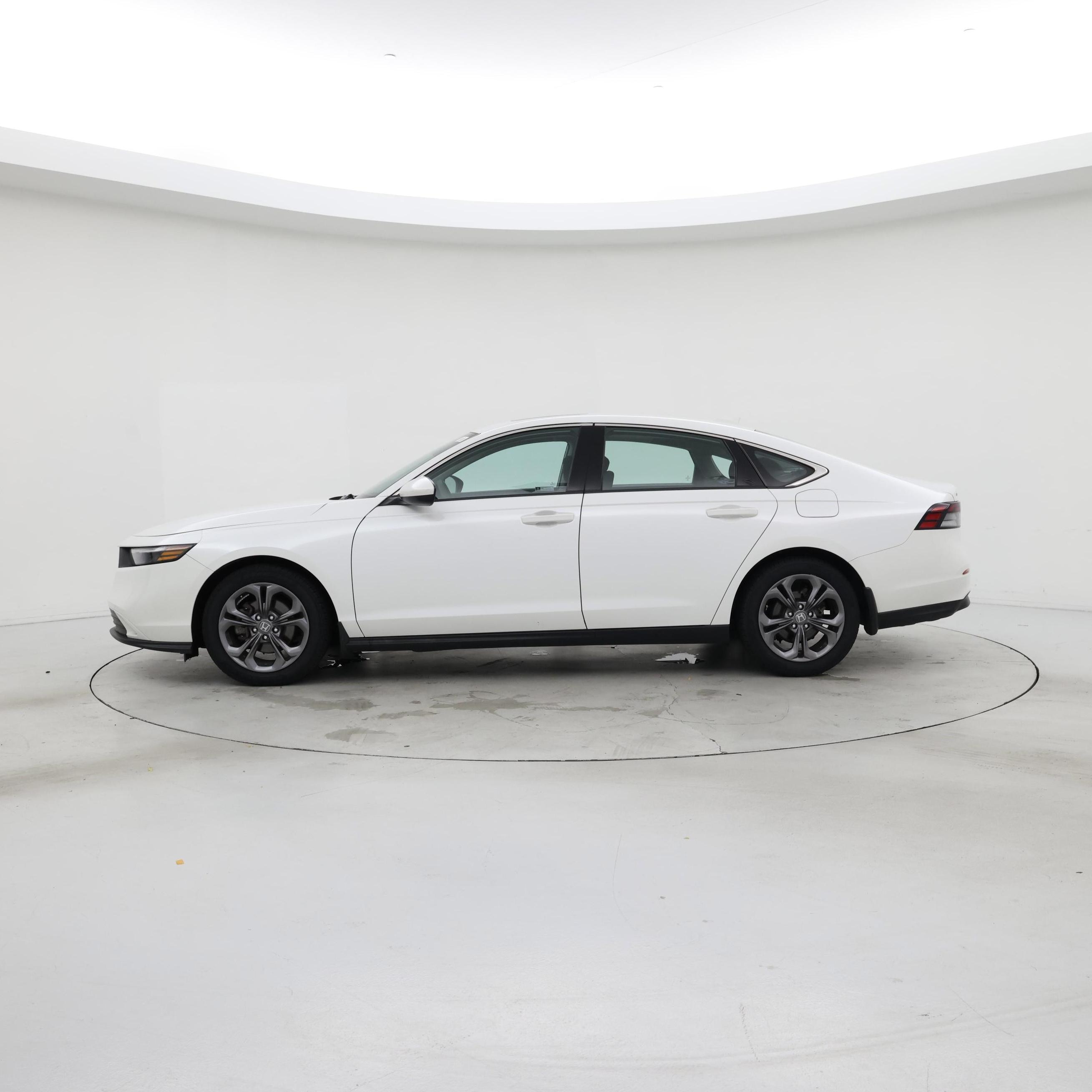 Thumbnail: 2023 Honda Accord - 3