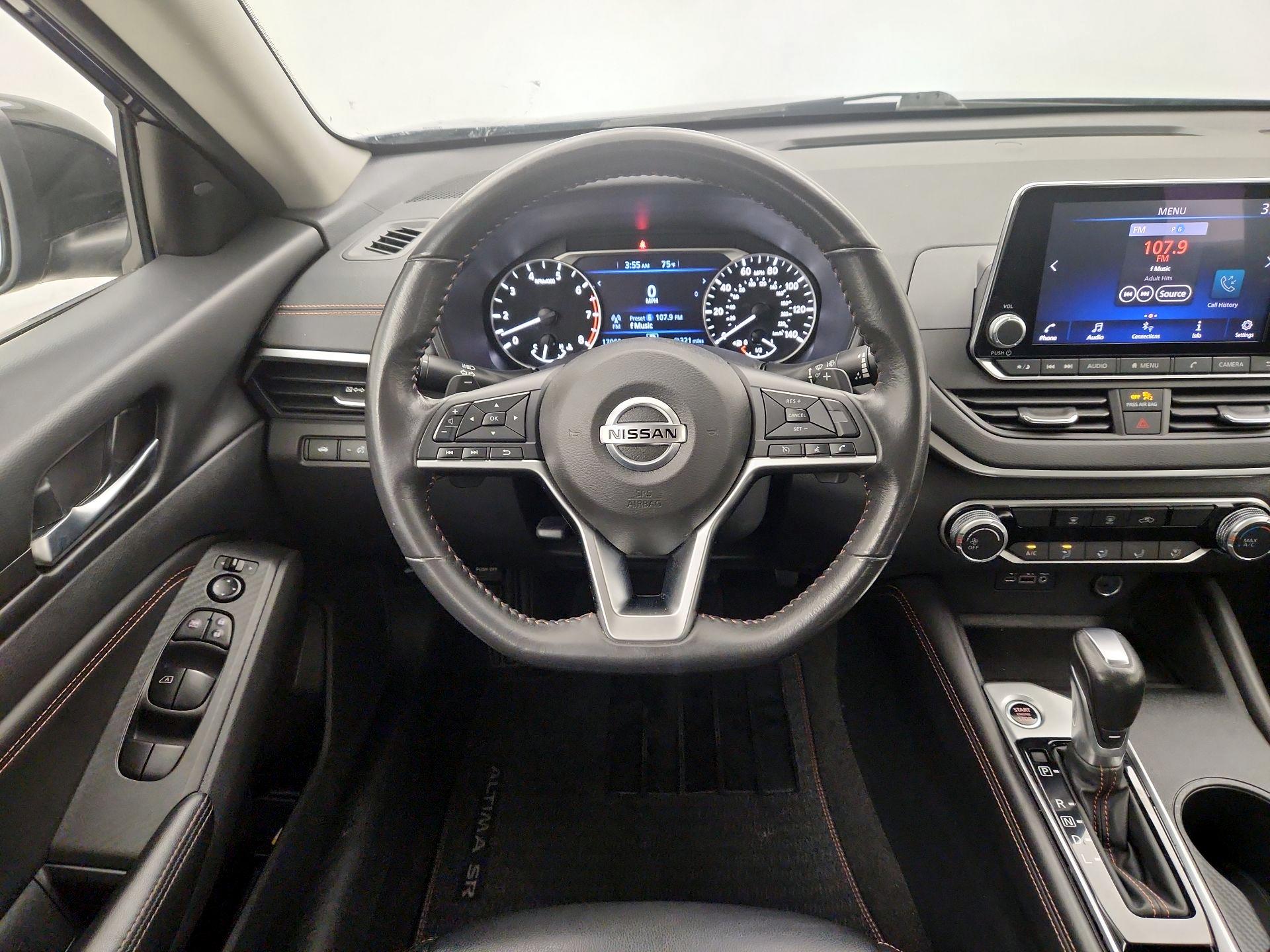 Thumbnail: 2022 Nissan Altima - 10