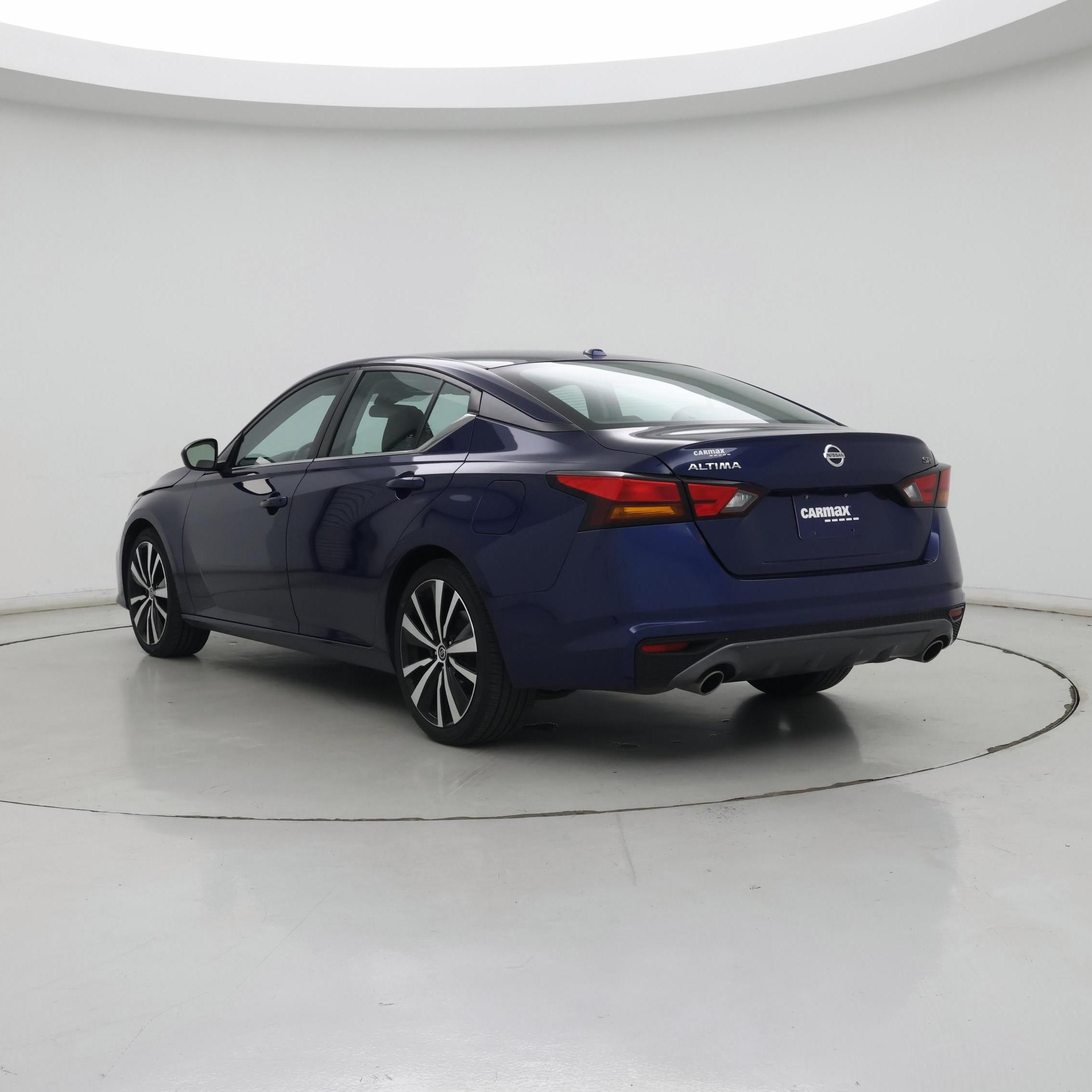 Thumbnail: 2022 Nissan Altima - 2