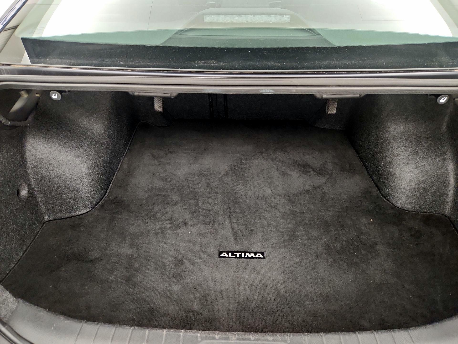 Thumbnail: 2022 Nissan Altima - 20