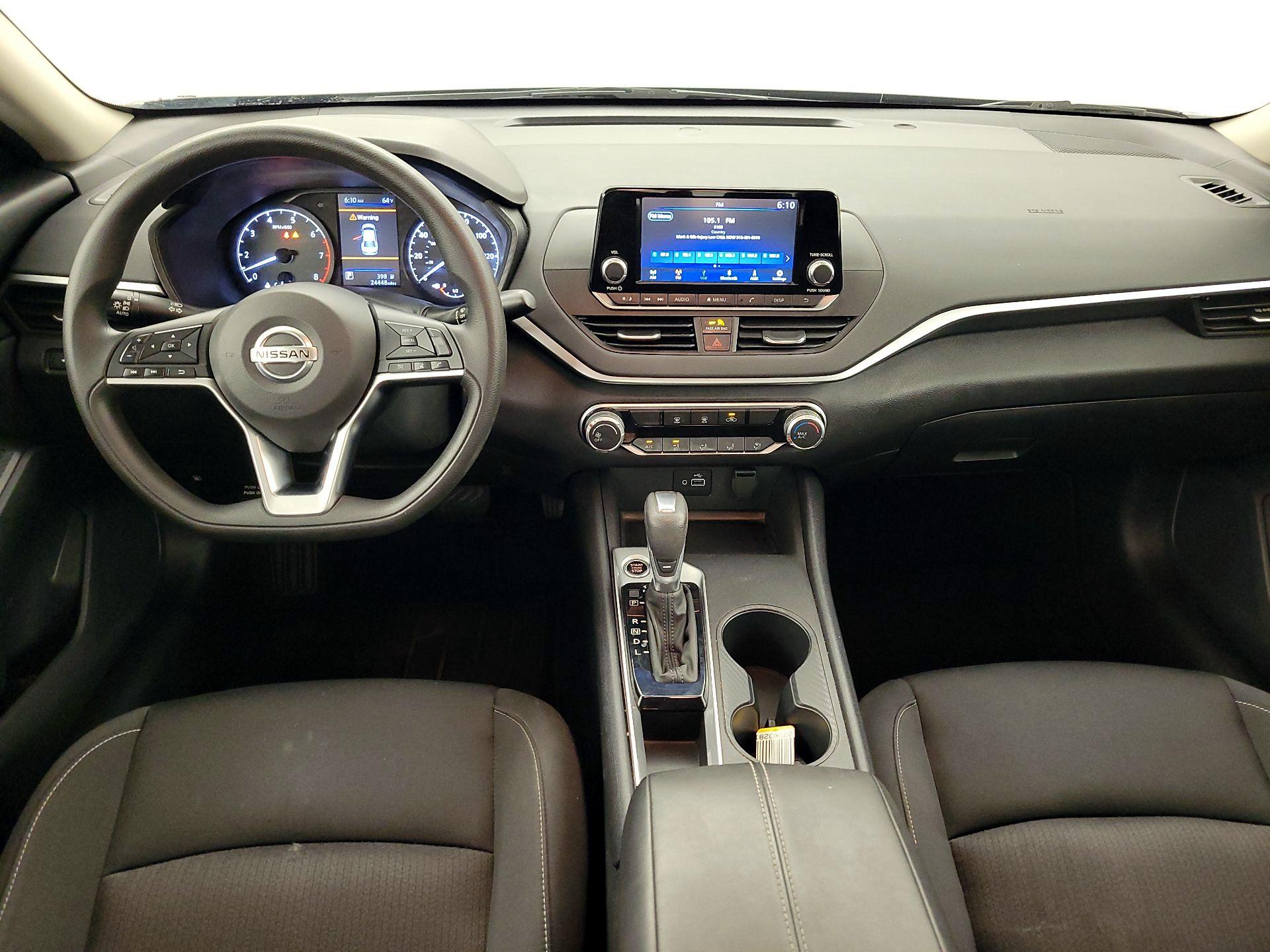 Thumbnail: 2022 Nissan Altima - 9
