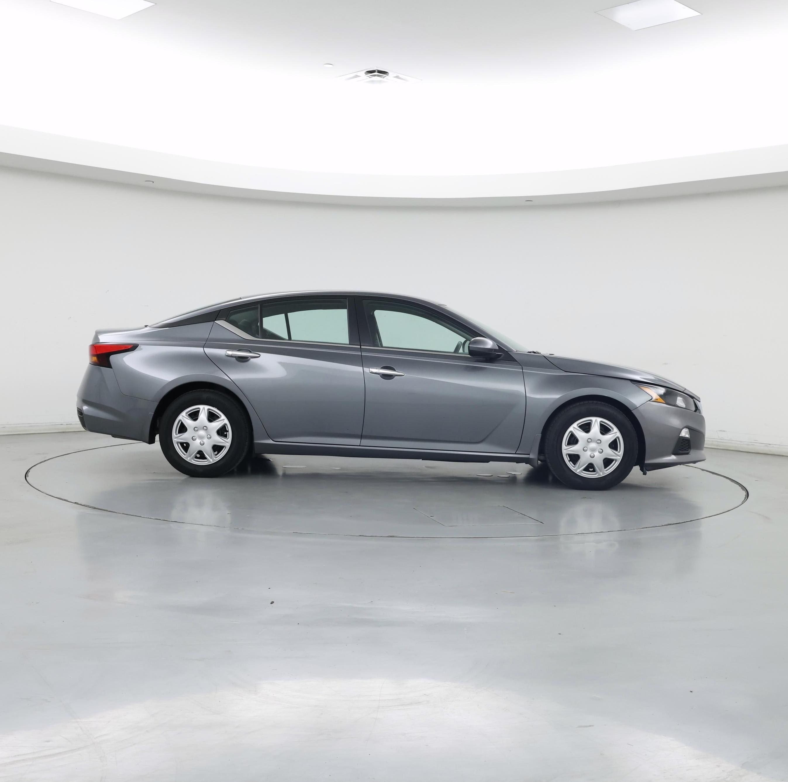 Thumbnail: 2022 Nissan Altima - 7