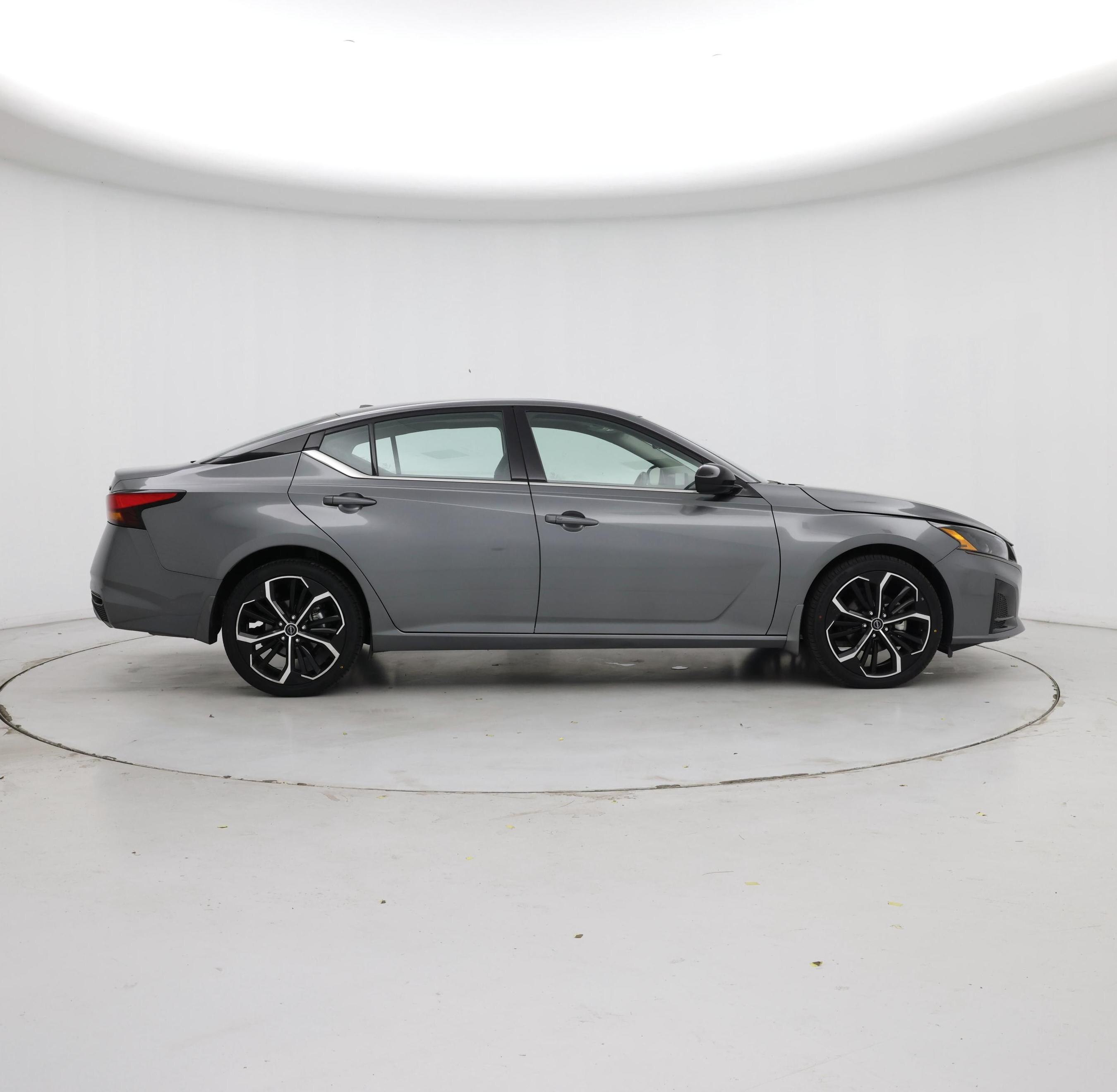 Thumbnail: 2023 Nissan Altima - 7