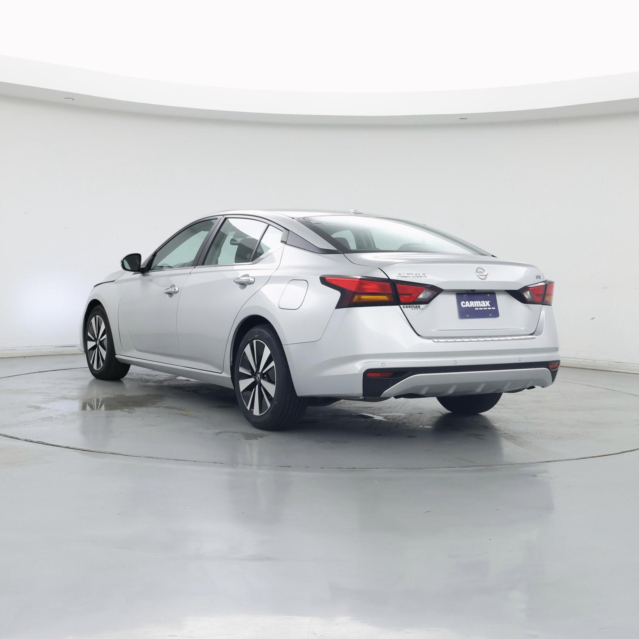 Thumbnail: 2022 Nissan Altima - 2