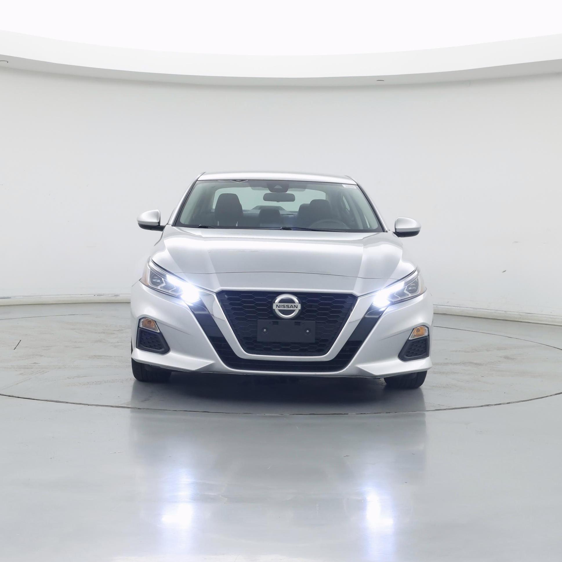Thumbnail: 2022 Nissan Altima - 5