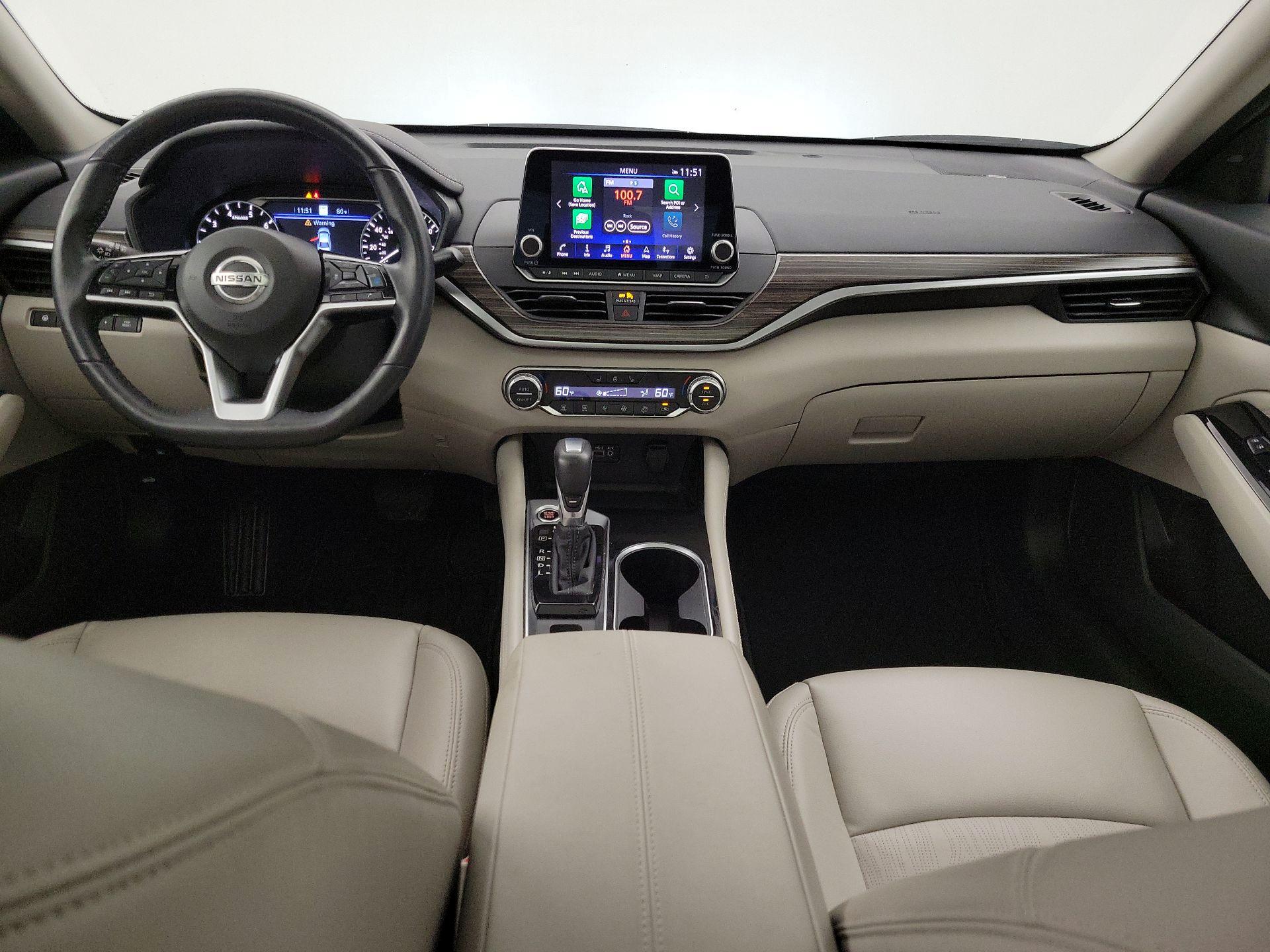 Thumbnail: 2022 Nissan Altima - 9