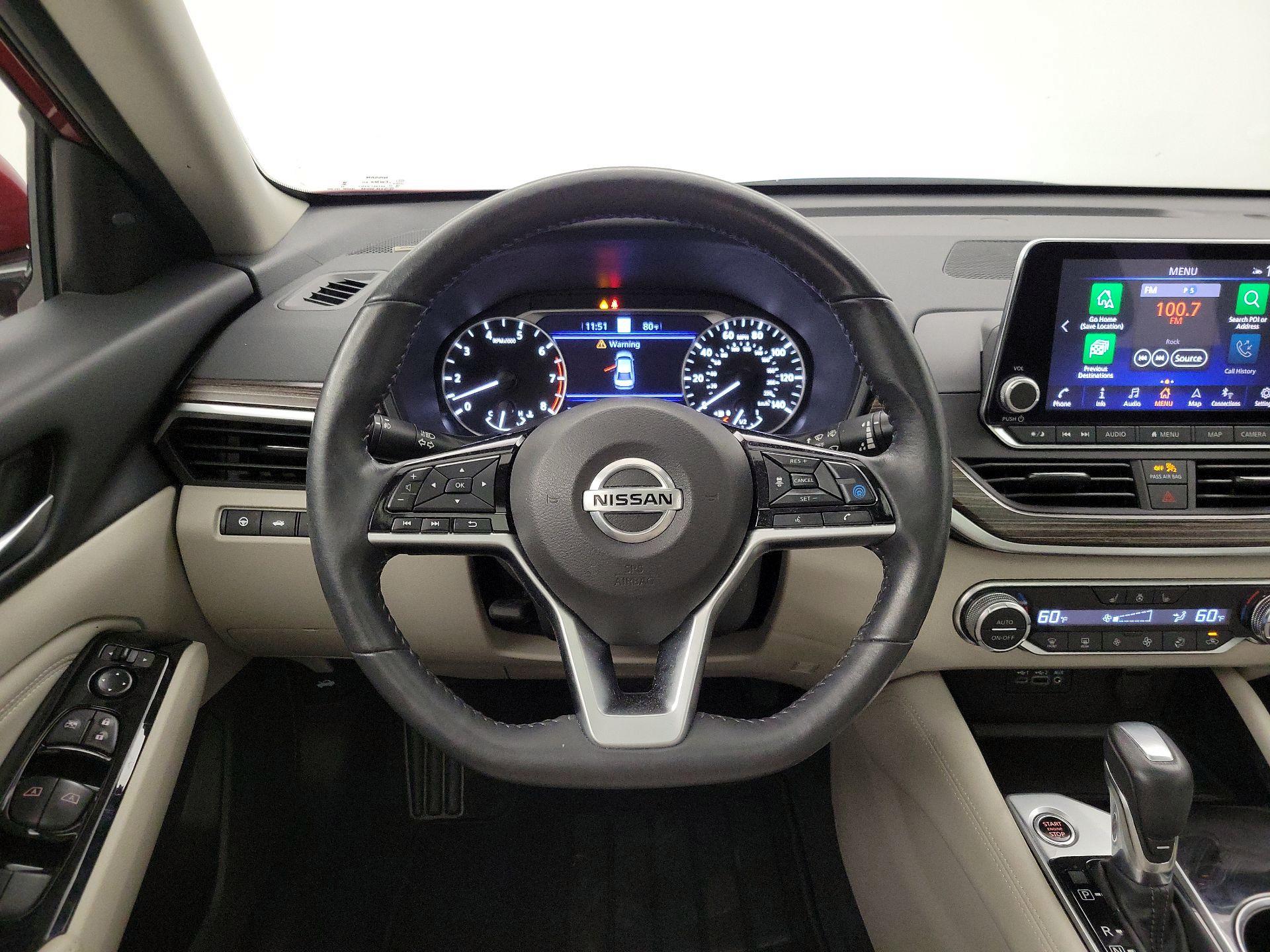 Thumbnail: 2022 Nissan Altima - 10