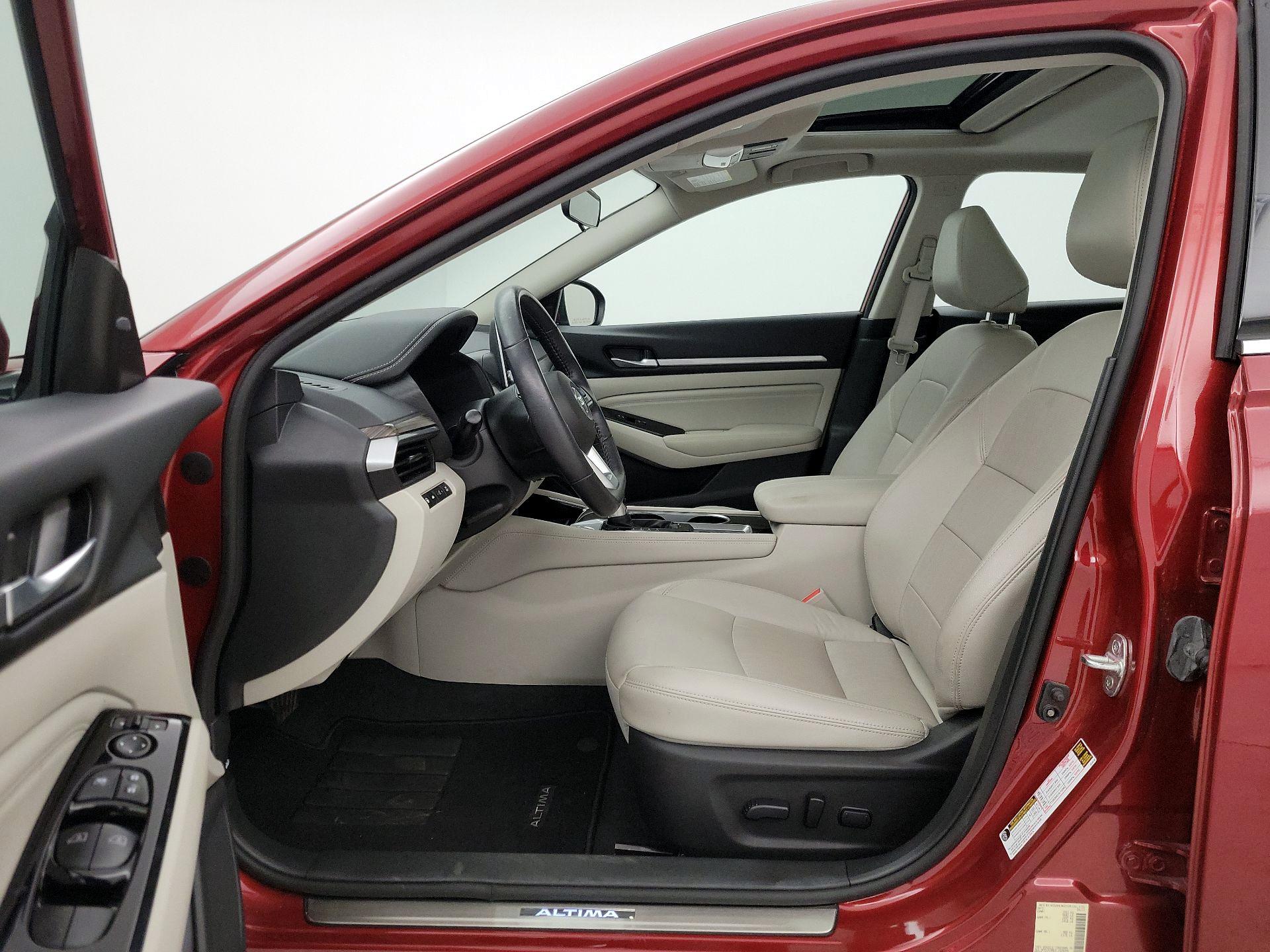 Thumbnail: 2022 Nissan Altima - 11