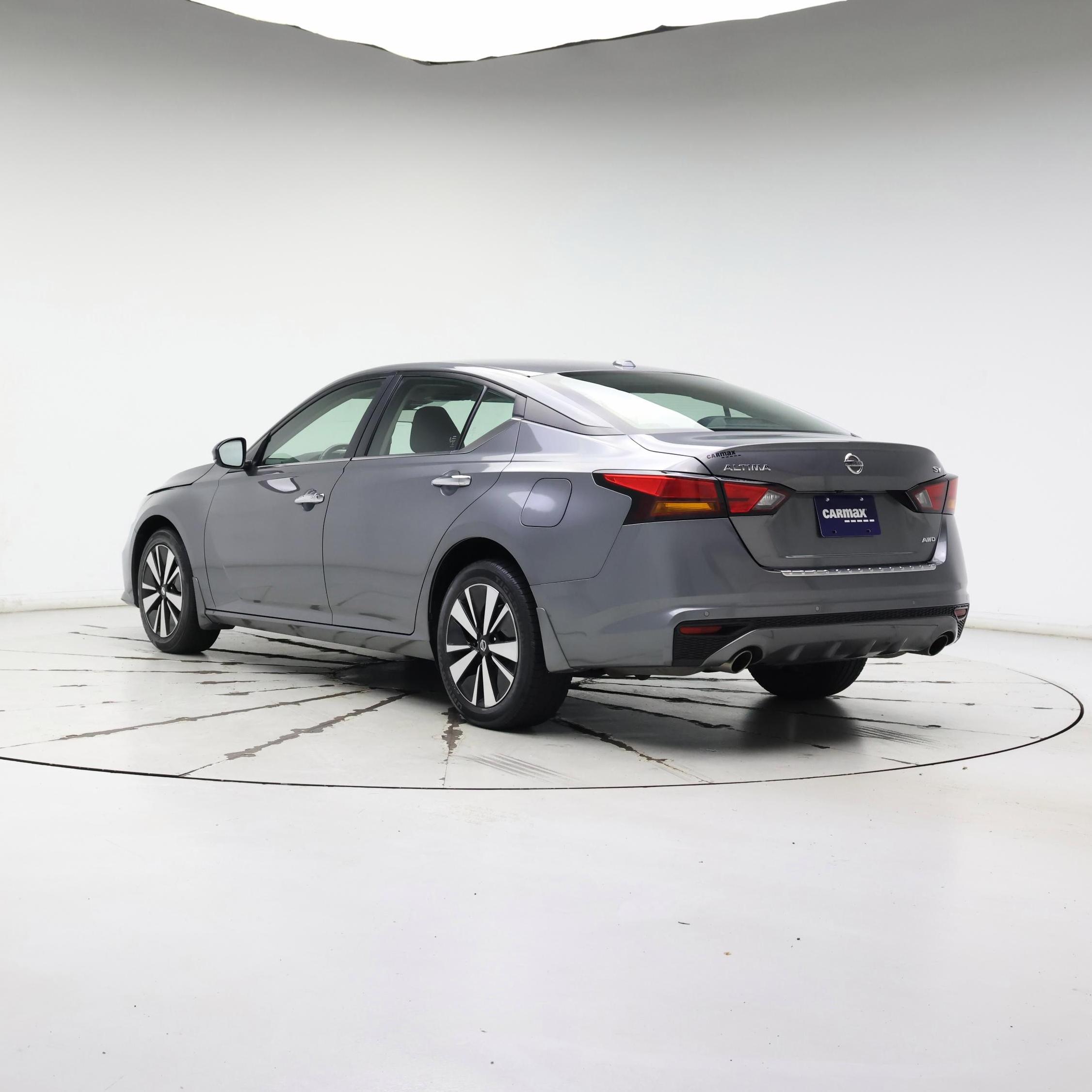 Thumbnail: 2022 Nissan Altima - 2
