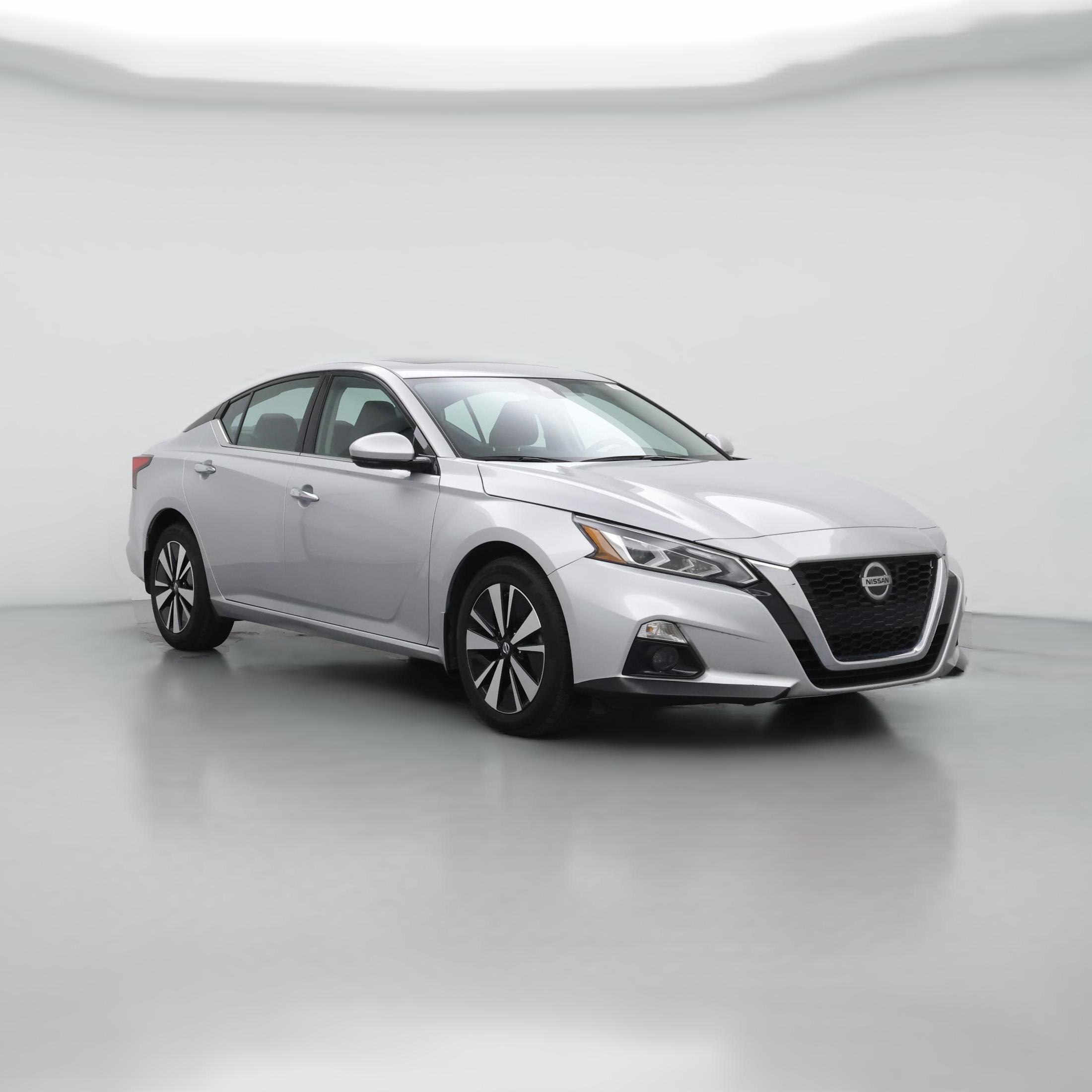 Thumbnail: 2022 Nissan Altima - 1