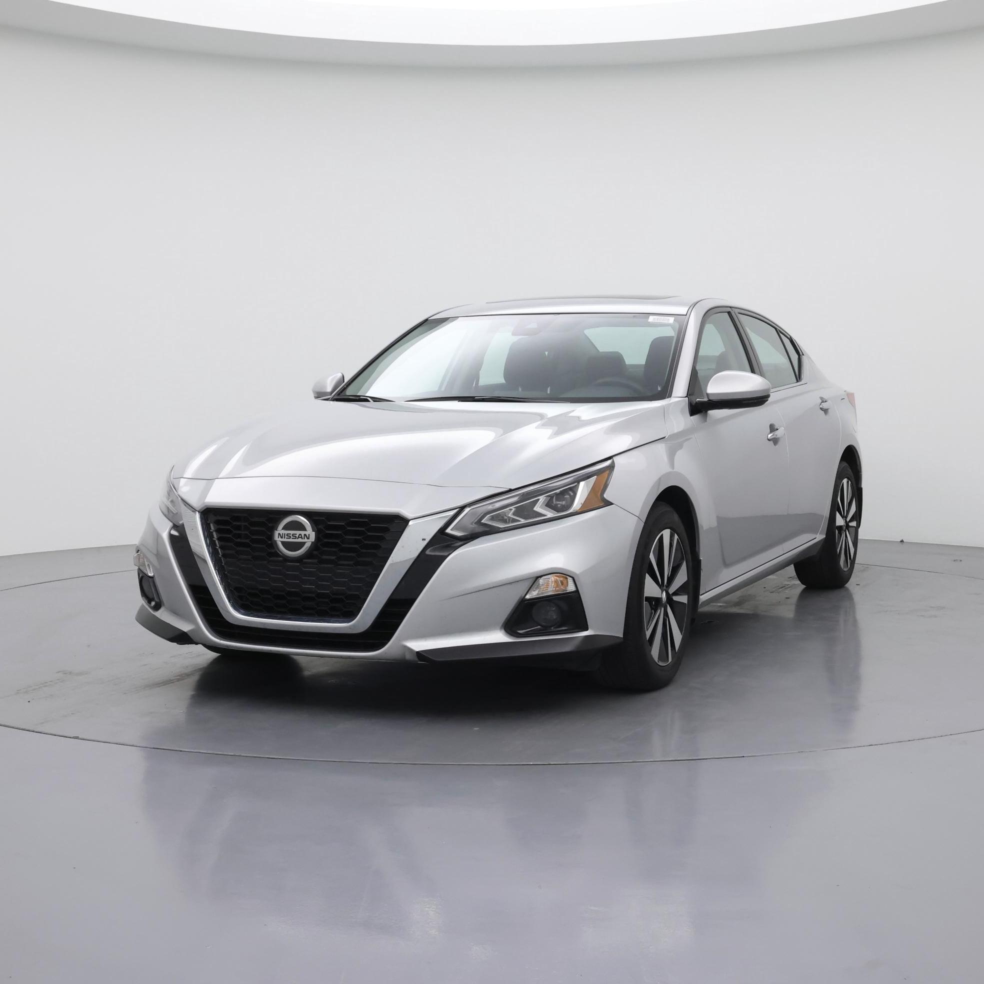 Thumbnail: 2022 Nissan Altima - 4