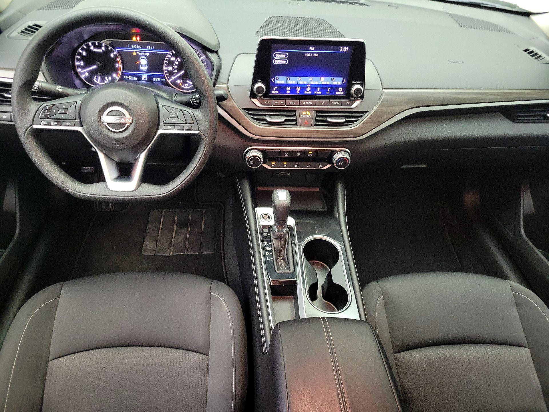 Thumbnail: 2023 Nissan Altima - 9