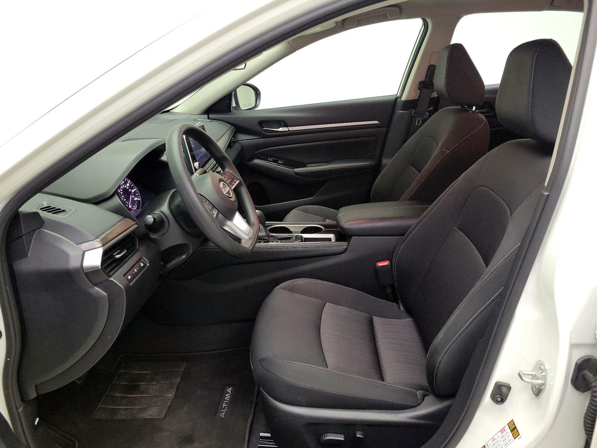 Thumbnail: 2023 Nissan Altima - 11