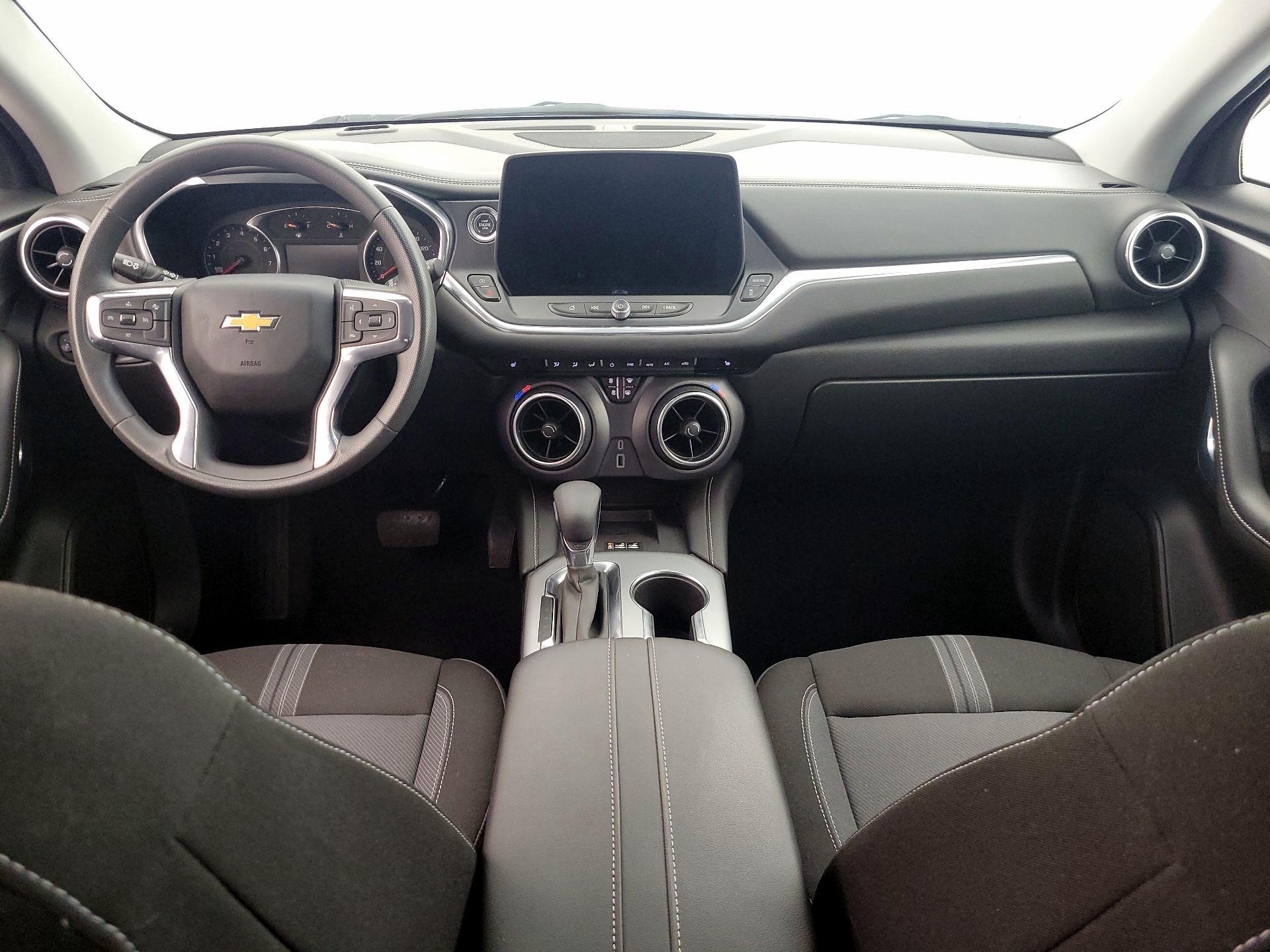 Thumbnail: 2023 Chevrolet Blazer - 9