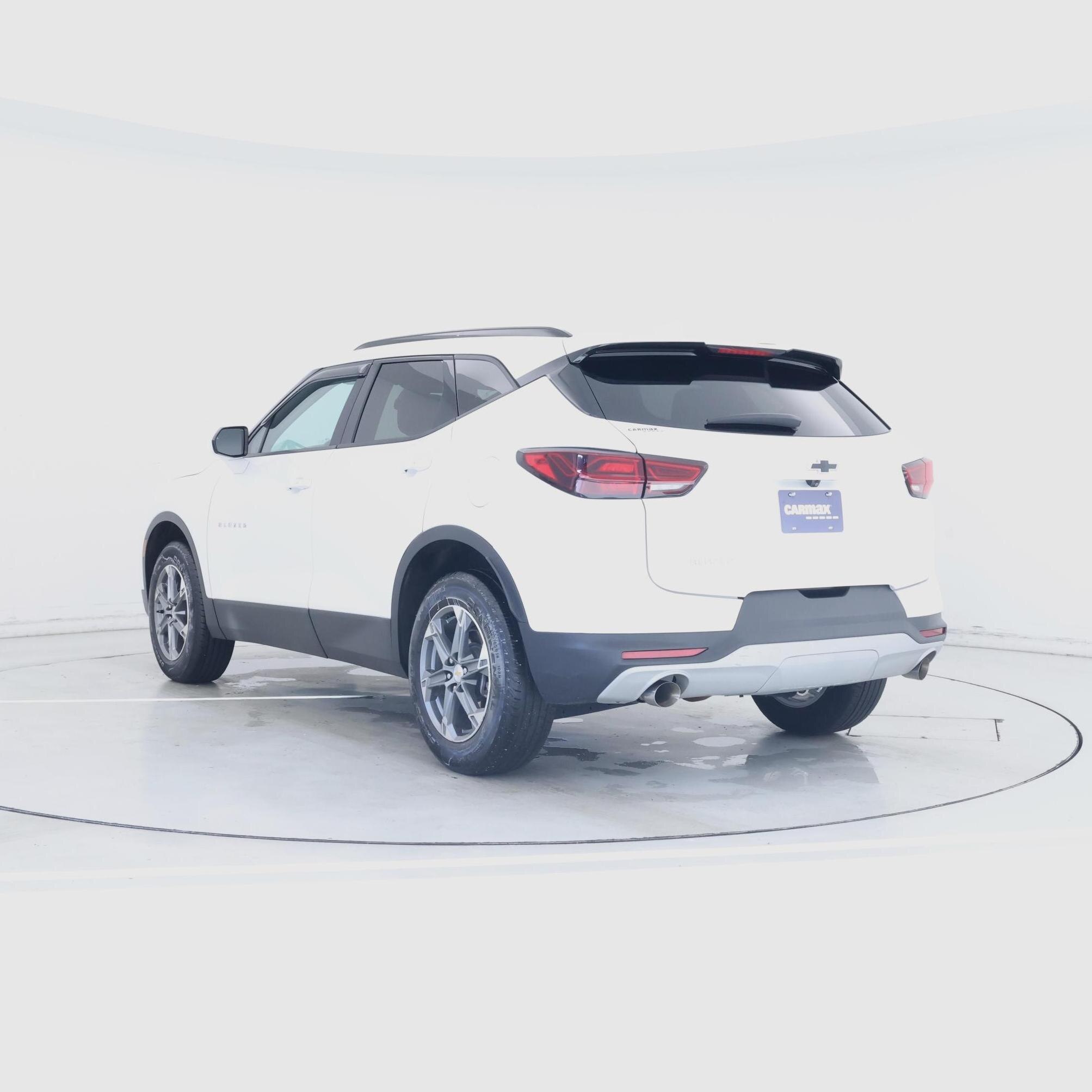 Thumbnail: 2023 Chevrolet Blazer - 2