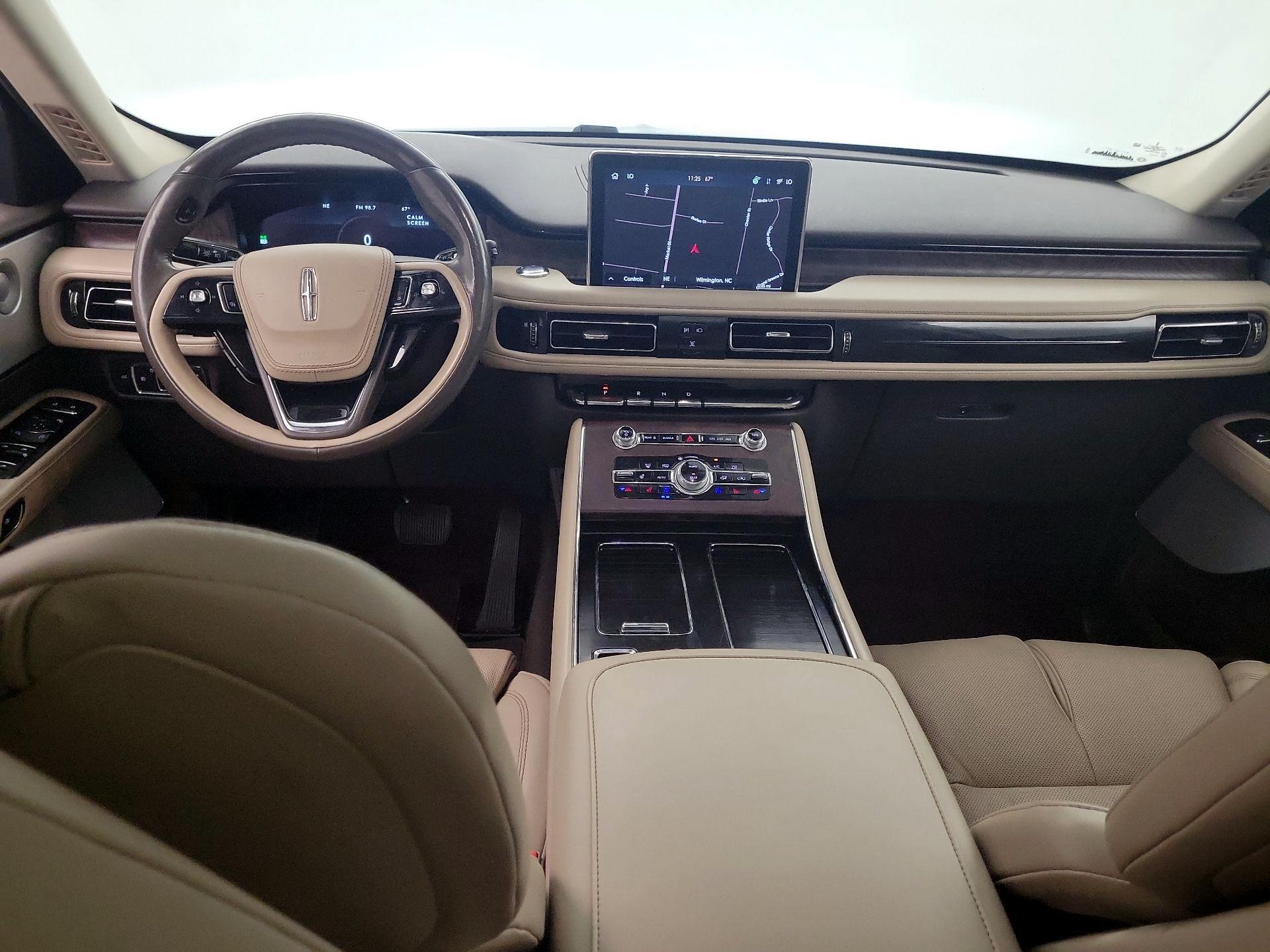 Thumbnail: 2021 Lincoln Aviator - 8