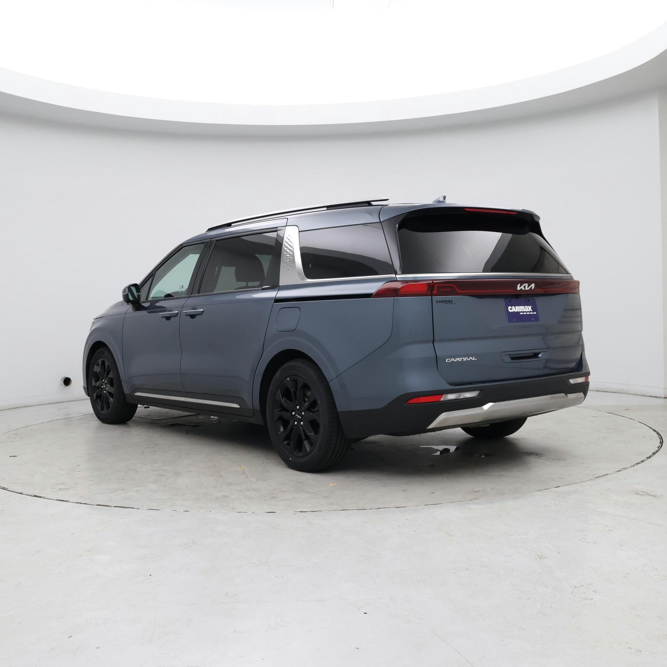 Thumbnail: 2024 Kia Carnival - 2