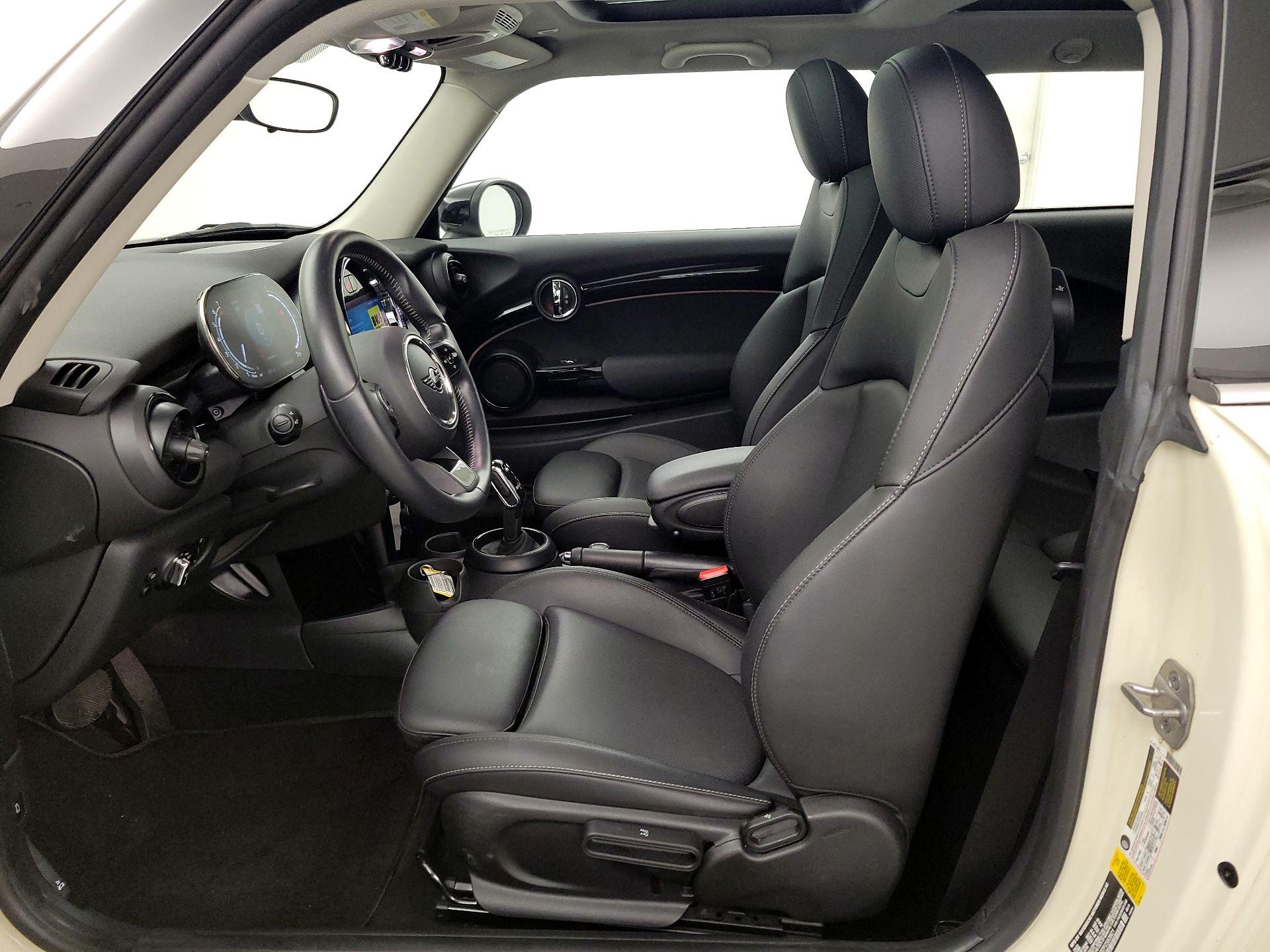 Thumbnail: 2023 MINI Cooper Hardtop - 11
