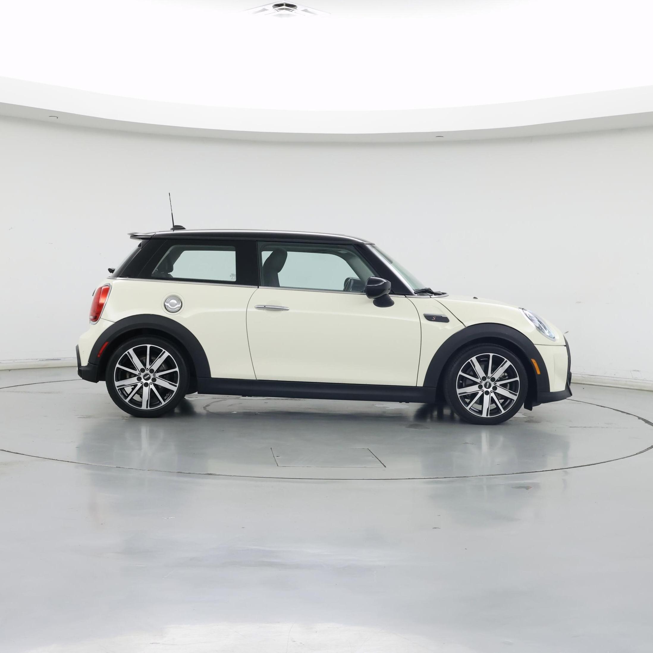 Thumbnail: 2023 MINI Cooper Hardtop - 7