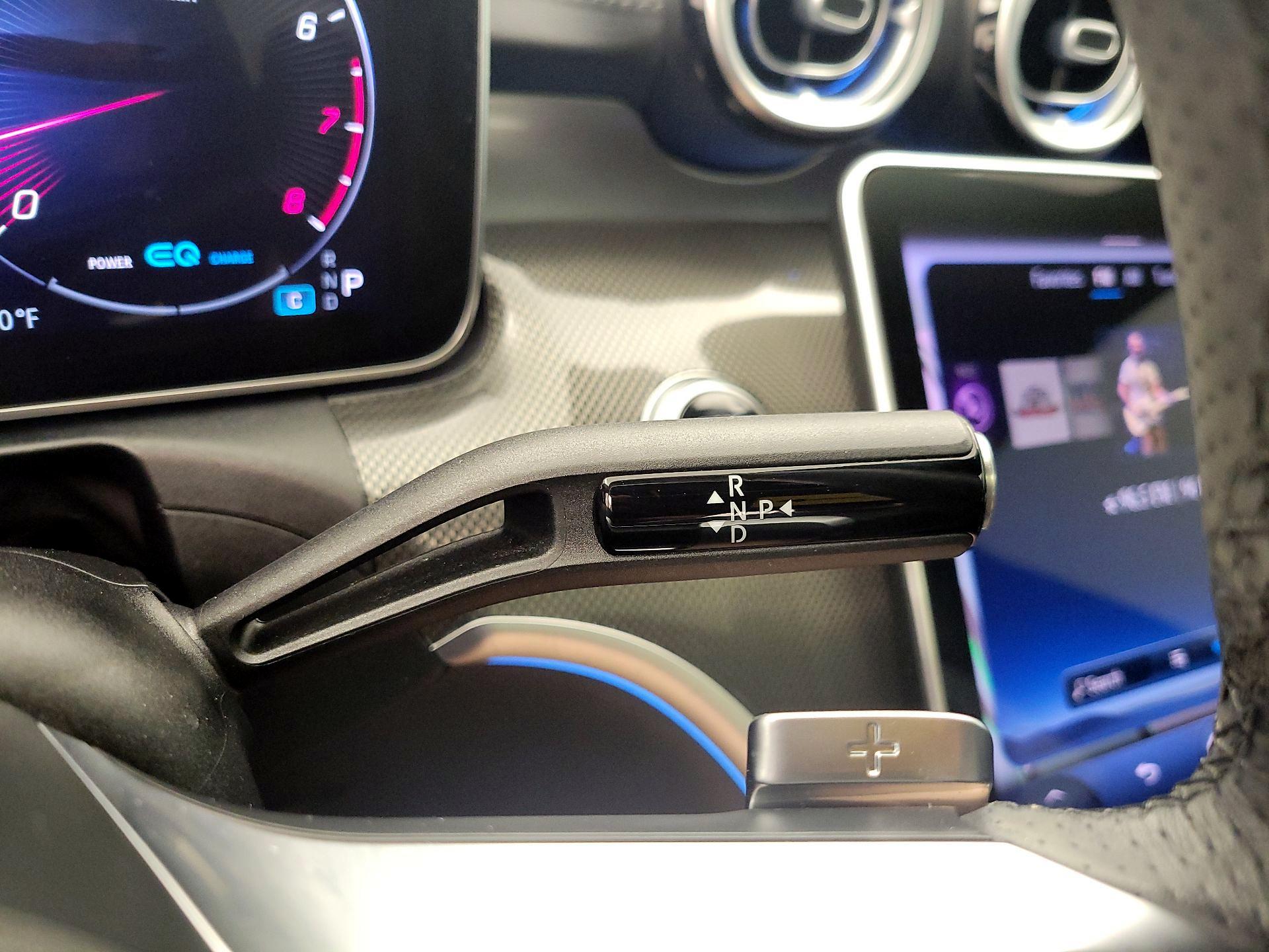 Thumbnail: 2022 Mercedes-Benz C-Class - 18