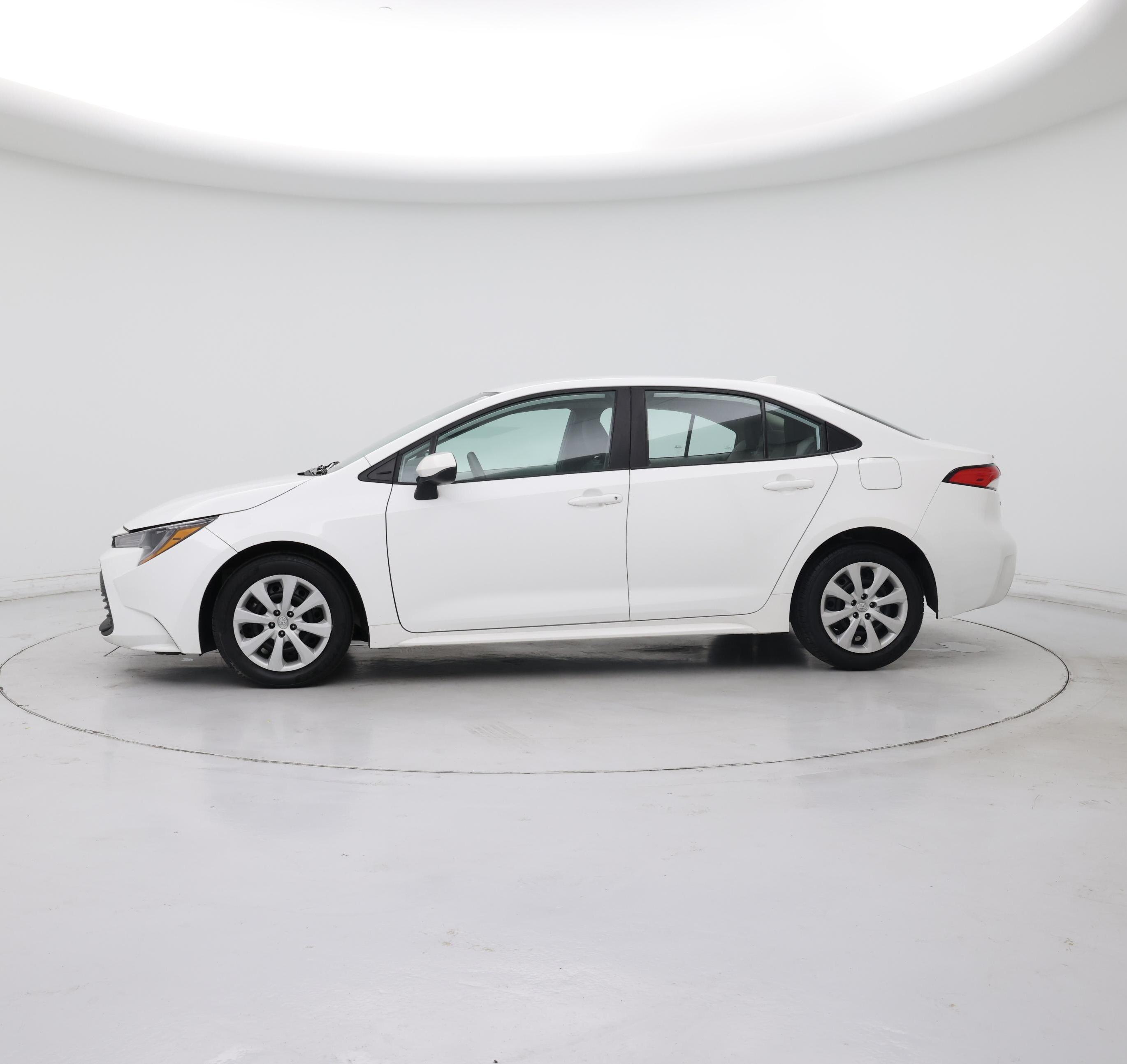 Thumbnail: 2023 Toyota Corolla - 3