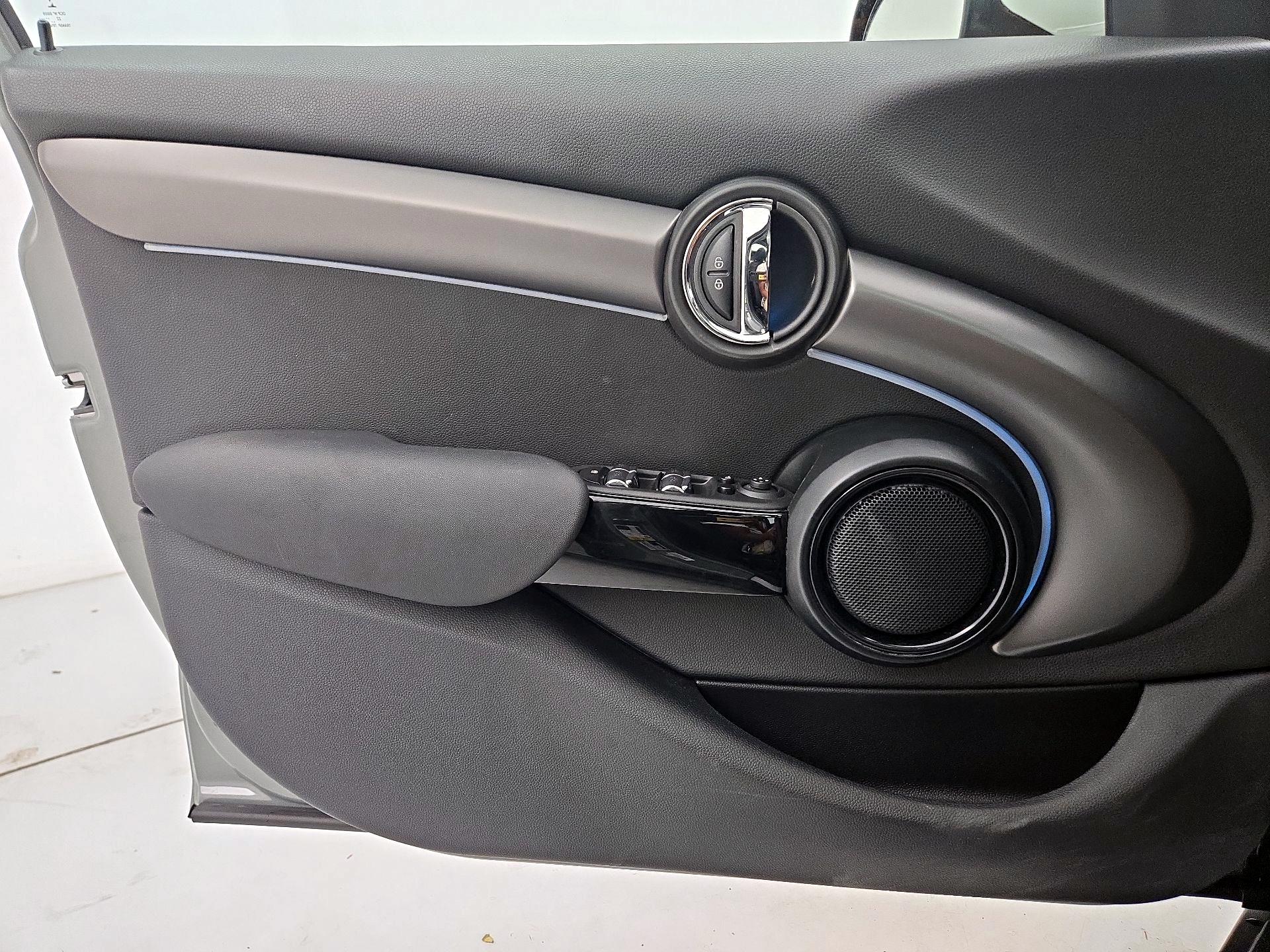 Thumbnail: 2023 MINI Cooper Hardtop - 12