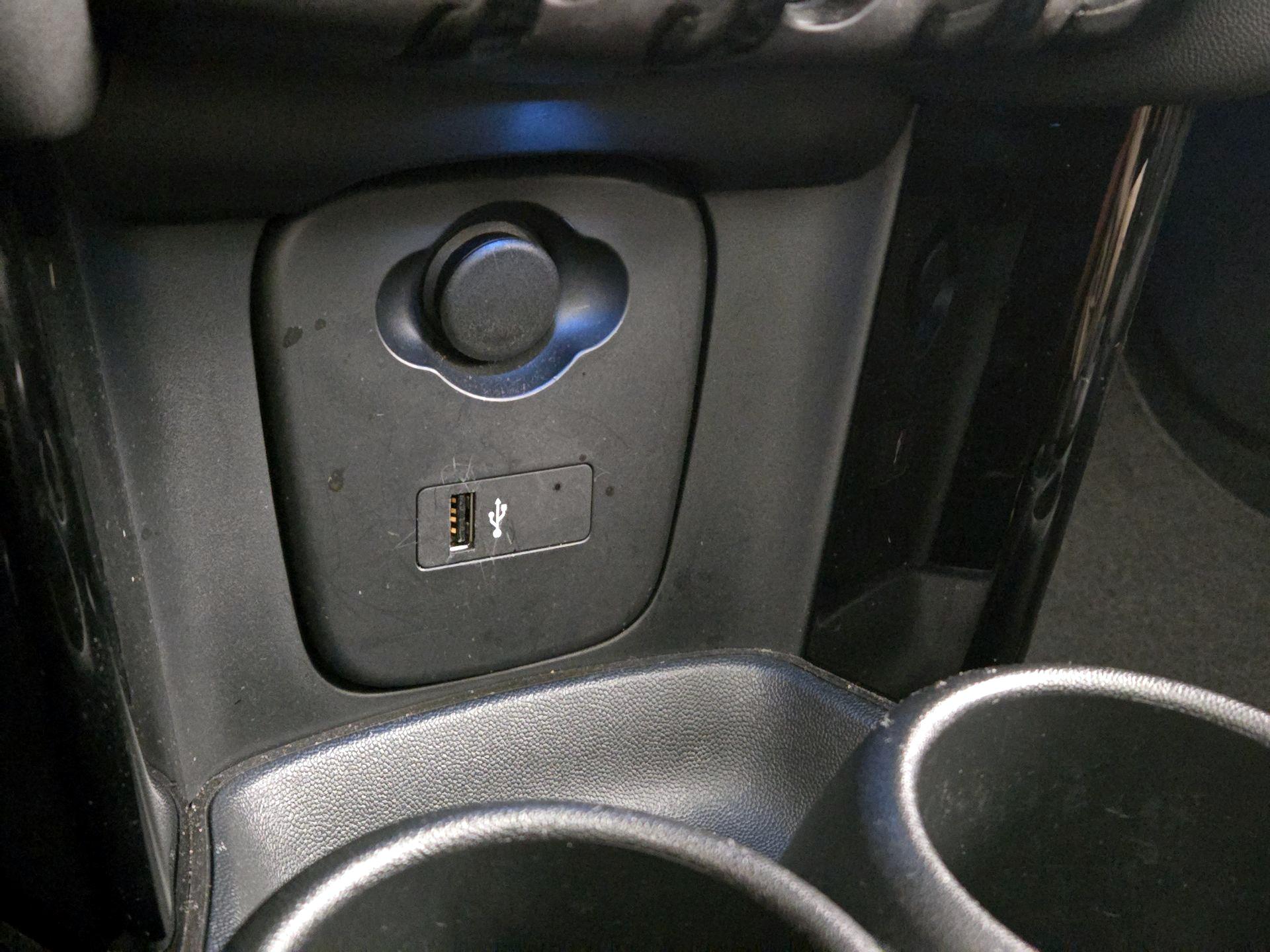 Thumbnail: 2023 MINI Cooper Hardtop - 18