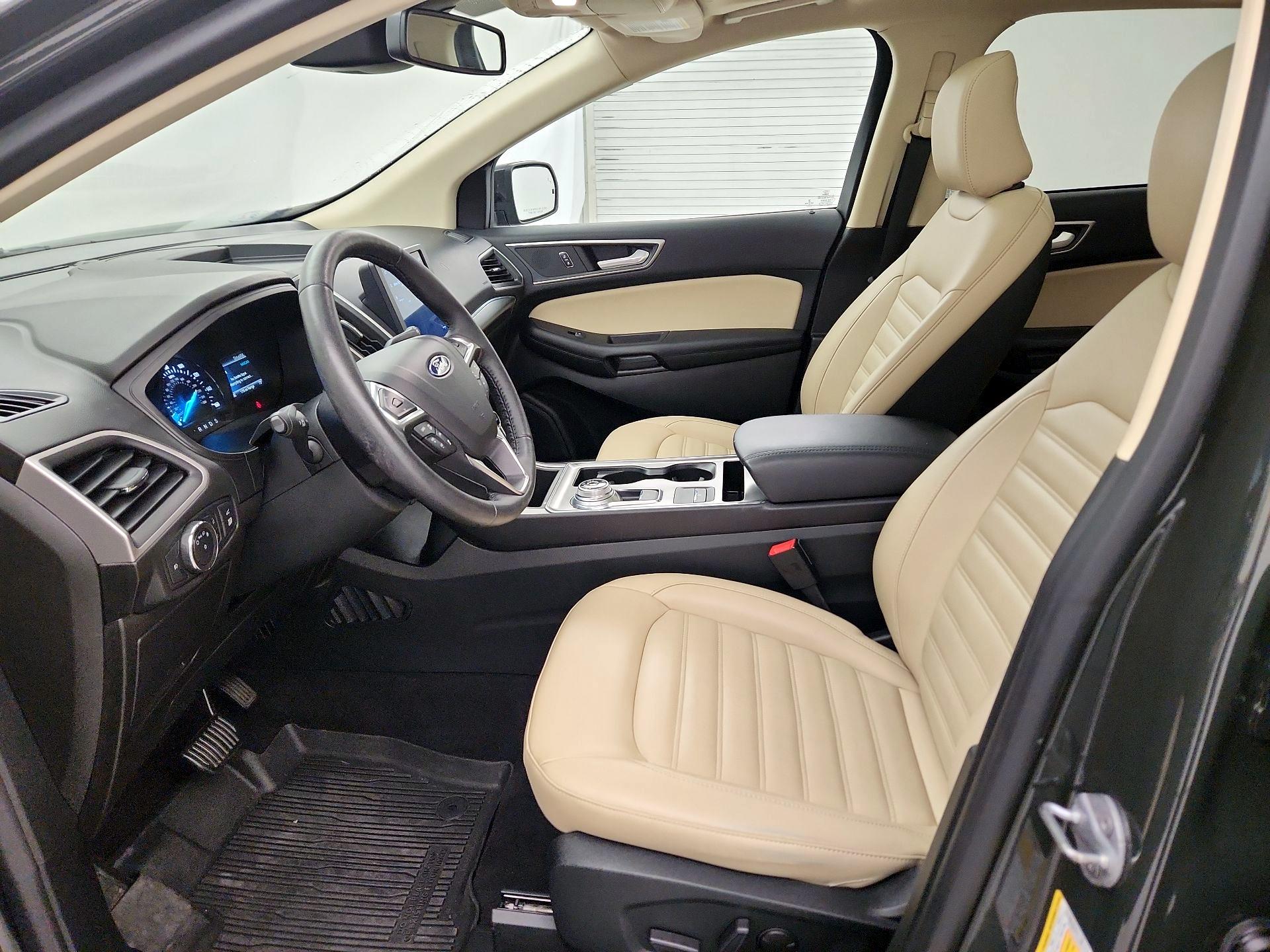Thumbnail: 2022 Ford Edge - 11