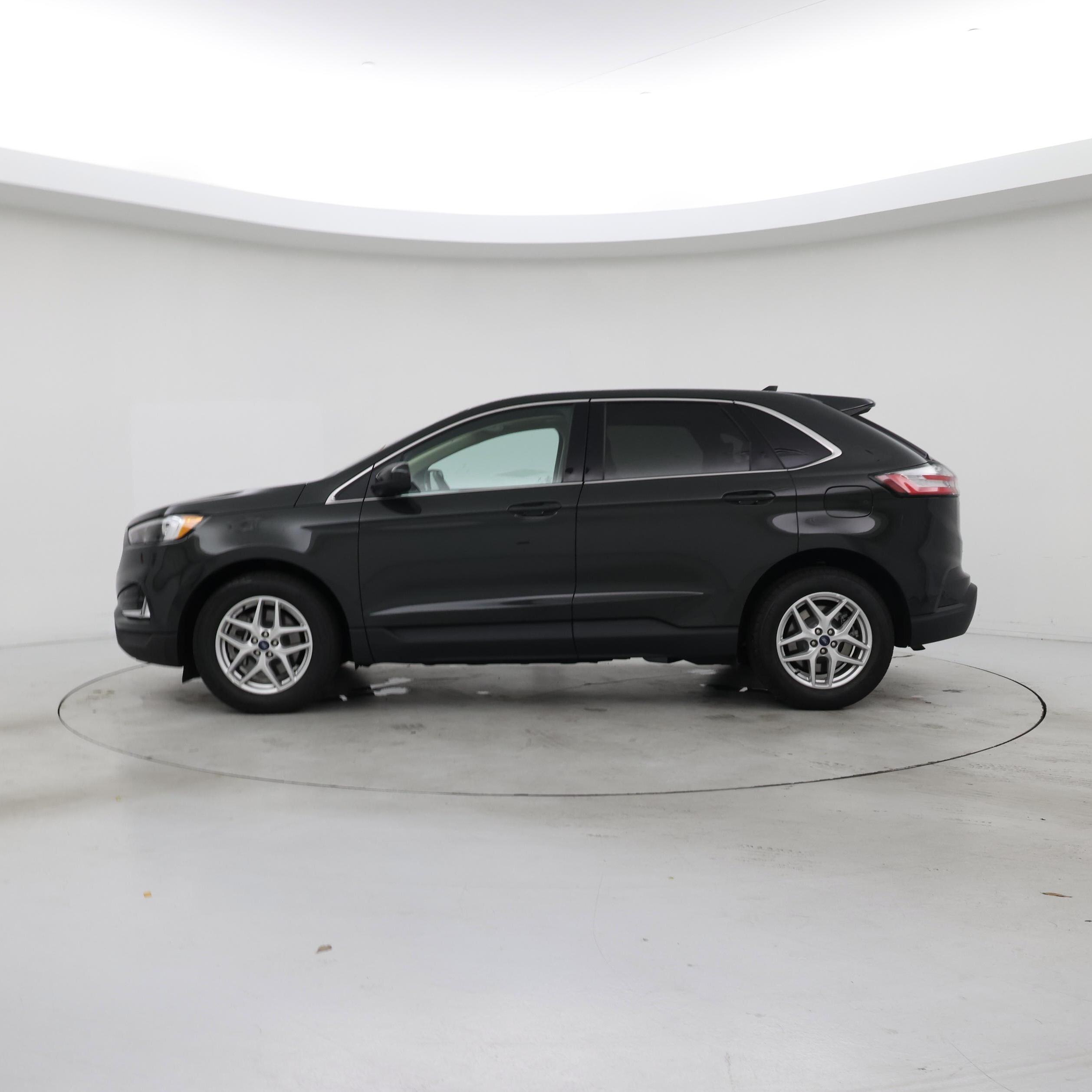Thumbnail: 2022 Ford Edge - 3