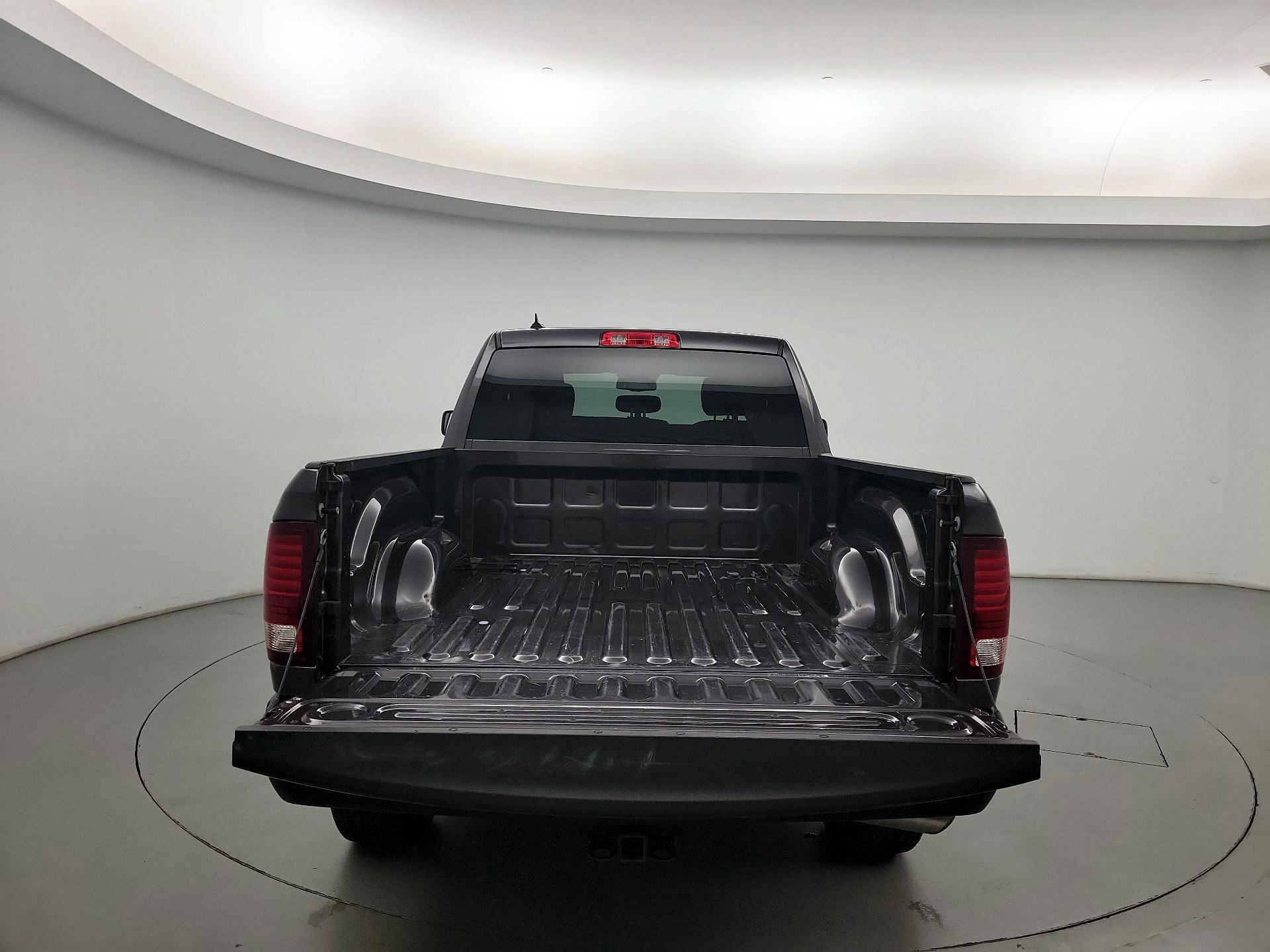 Thumbnail: 2022 RAM 1500 Classic - 20