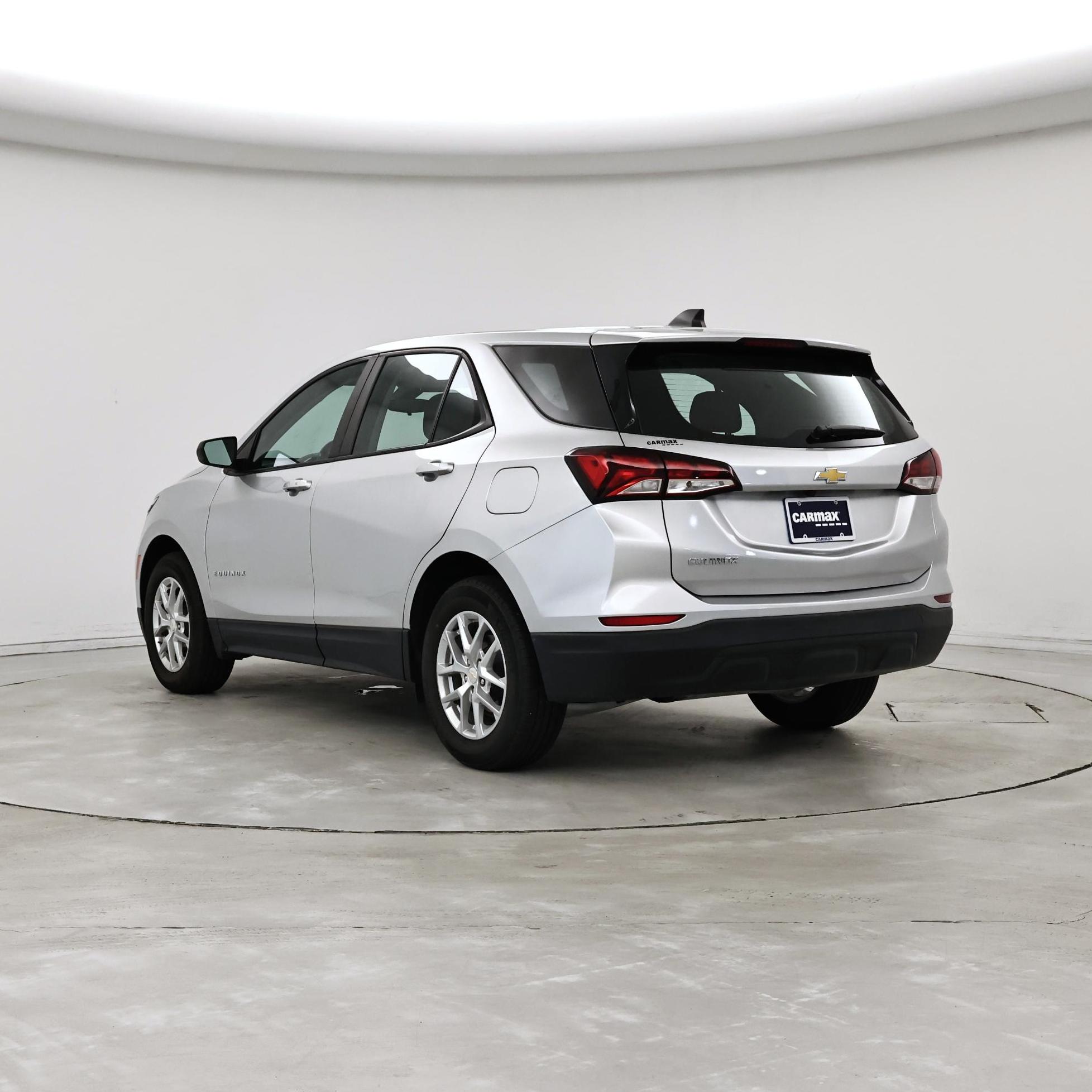 Thumbnail: 2022 Chevrolet Equinox - 2