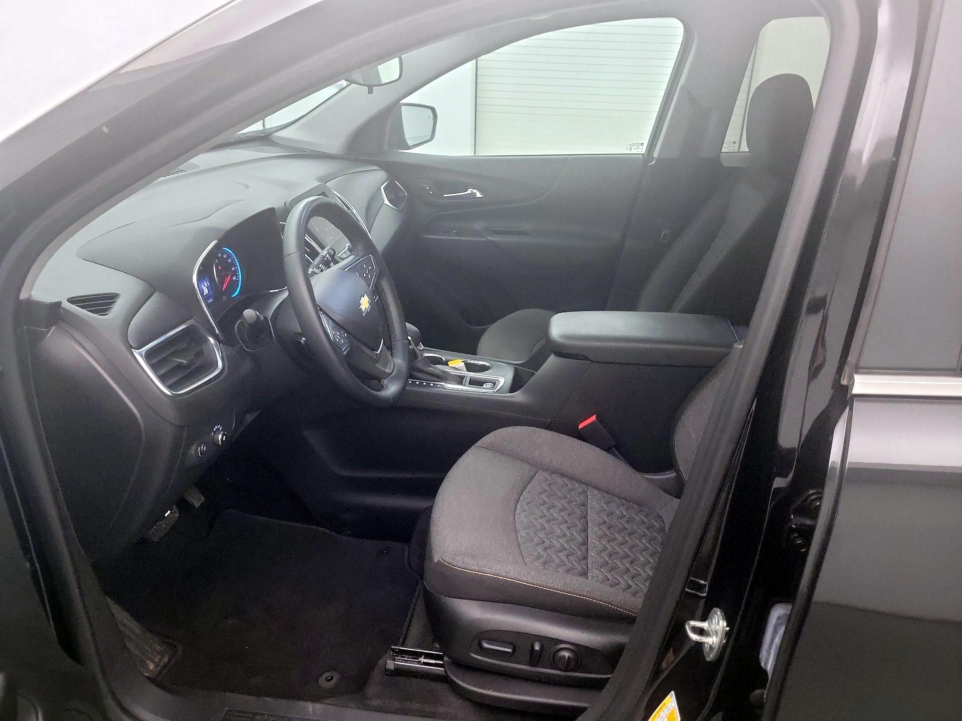 Thumbnail: 2023 Chevrolet Equinox - 11