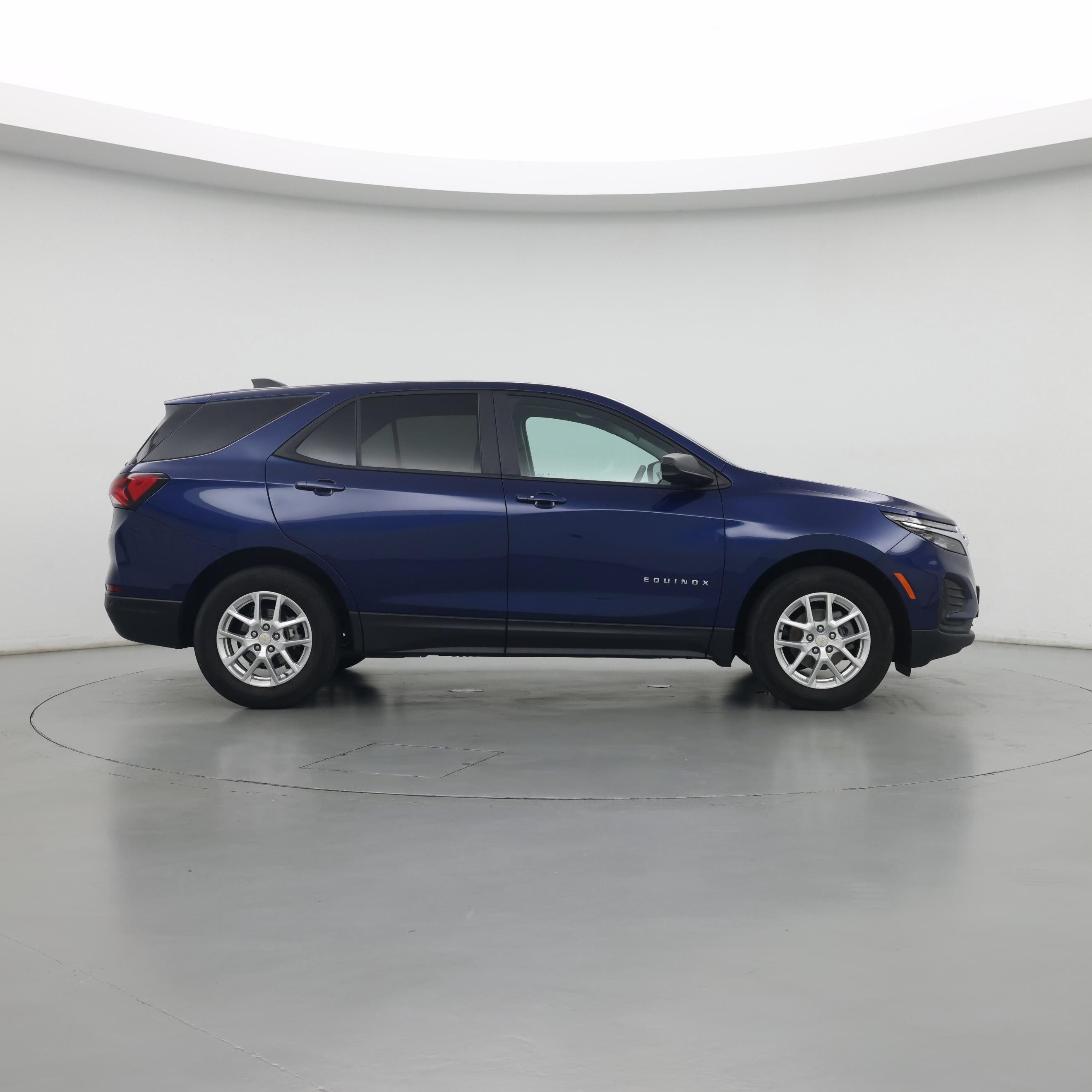 Thumbnail: 2022 Chevrolet Equinox - 7