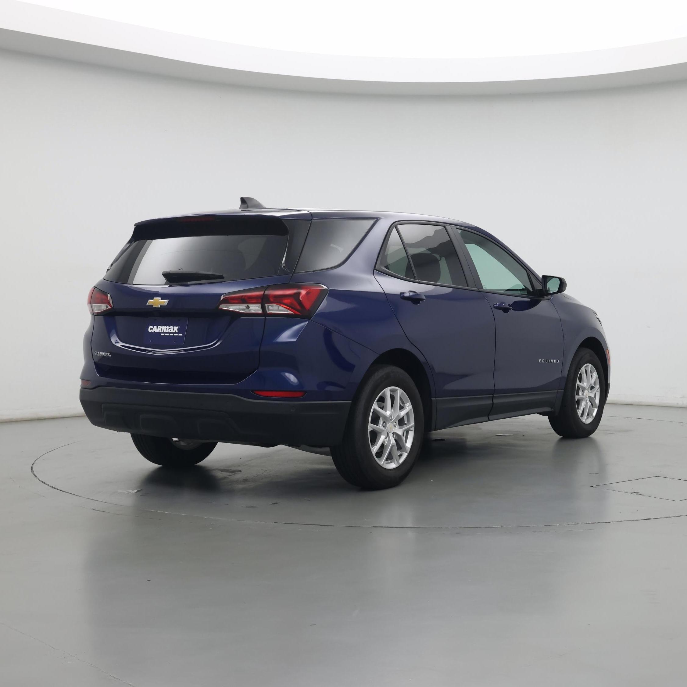 Thumbnail: 2022 Chevrolet Equinox - 8