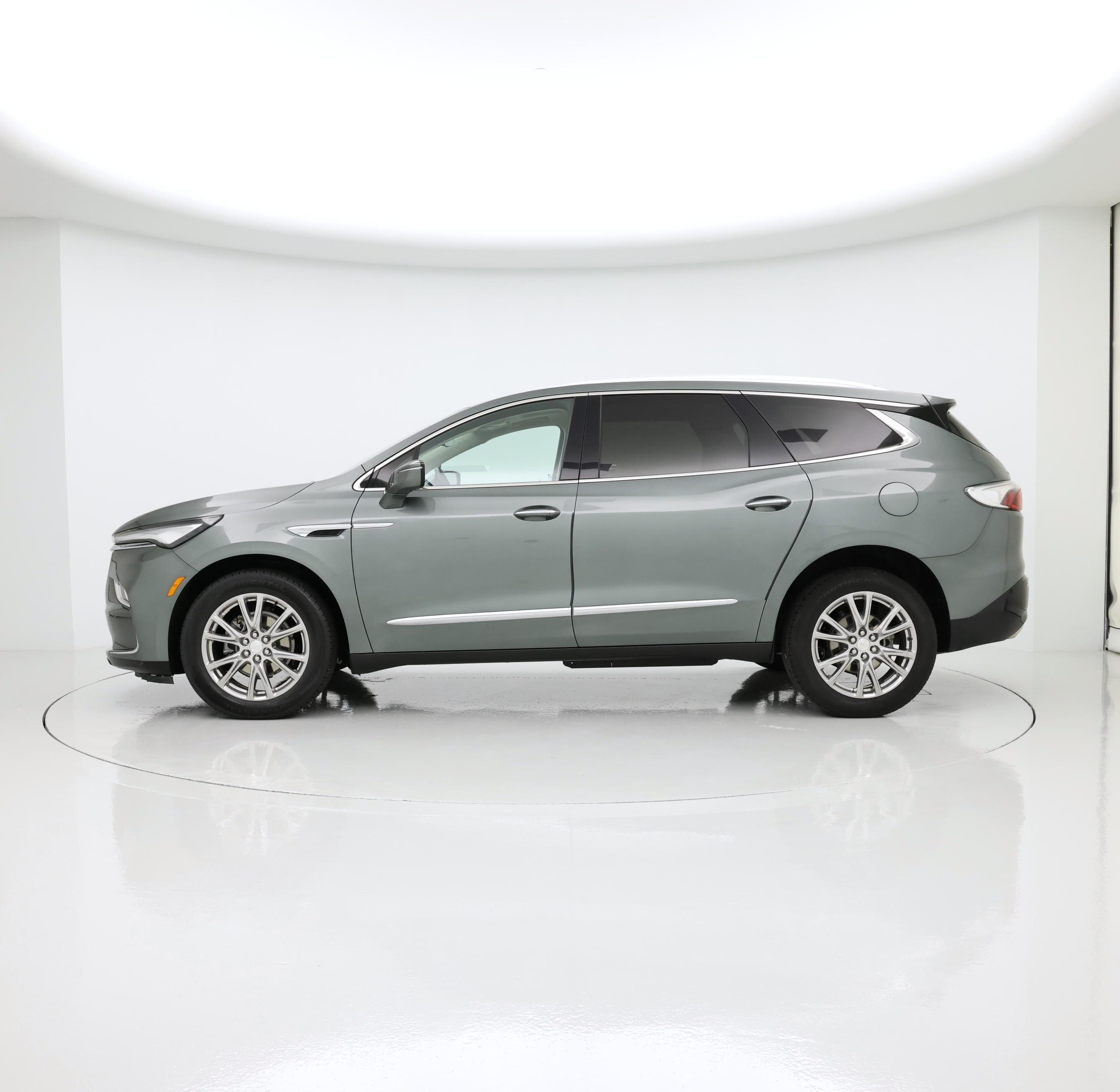 Thumbnail: 2022 Buick Enclave - 3