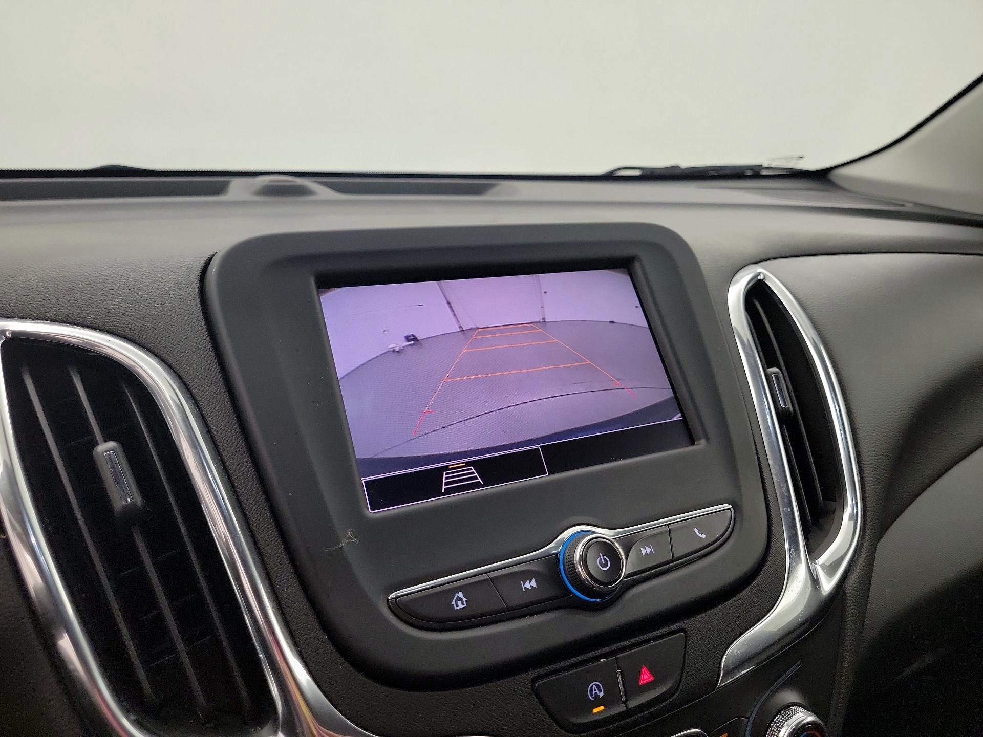 Thumbnail: 2022 Chevrolet Equinox - 14