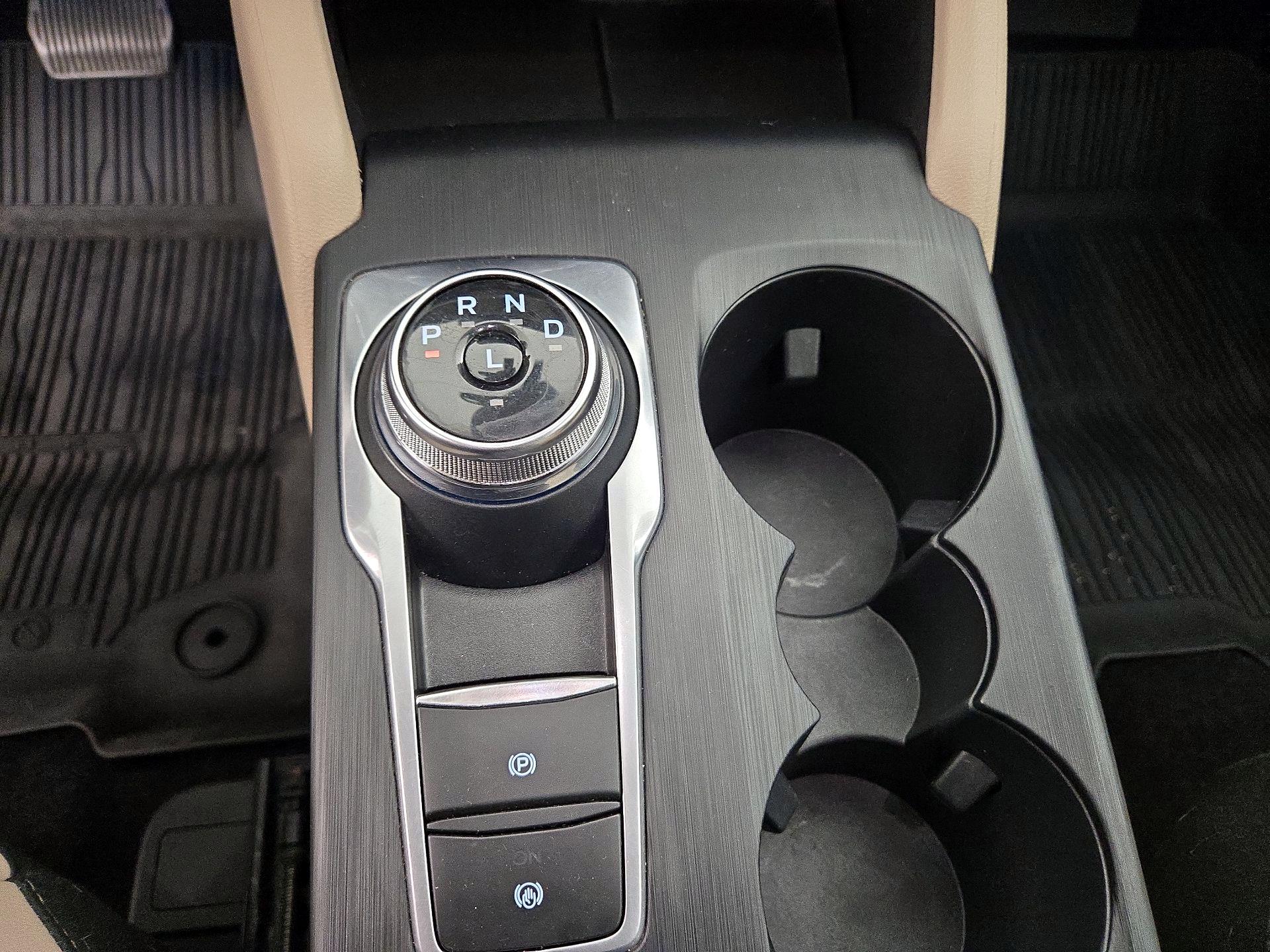 Thumbnail: 2022 Ford Escape - 17
