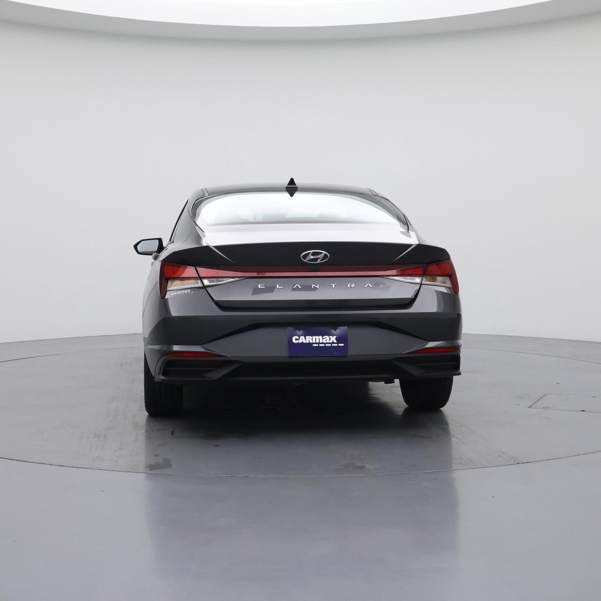 Thumbnail: 2022 Hyundai Elantra - 6