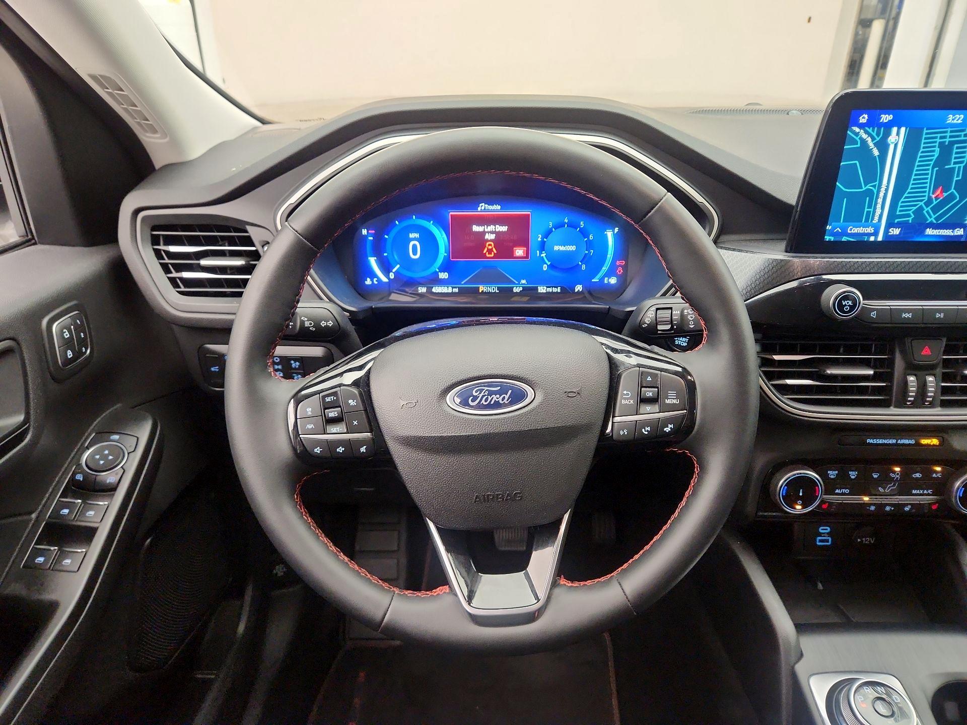 Thumbnail: 2022 Ford Escape - 10