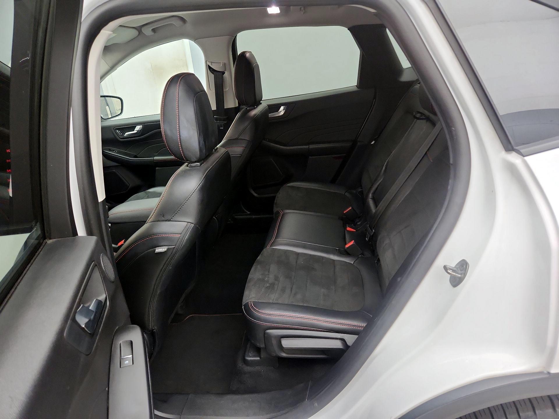 Thumbnail: 2022 Ford Escape - 20