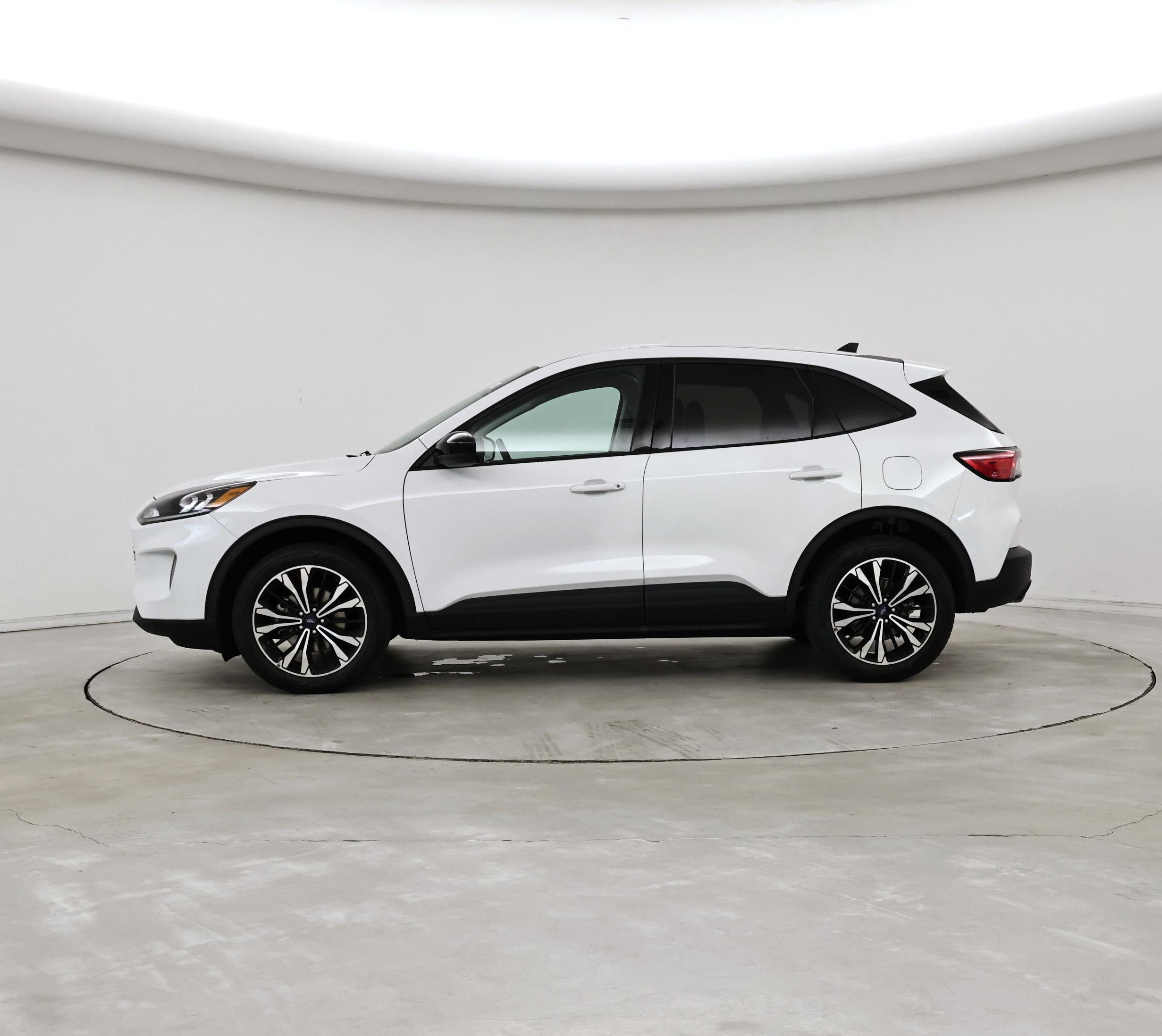 Thumbnail: 2022 Ford Escape - 3